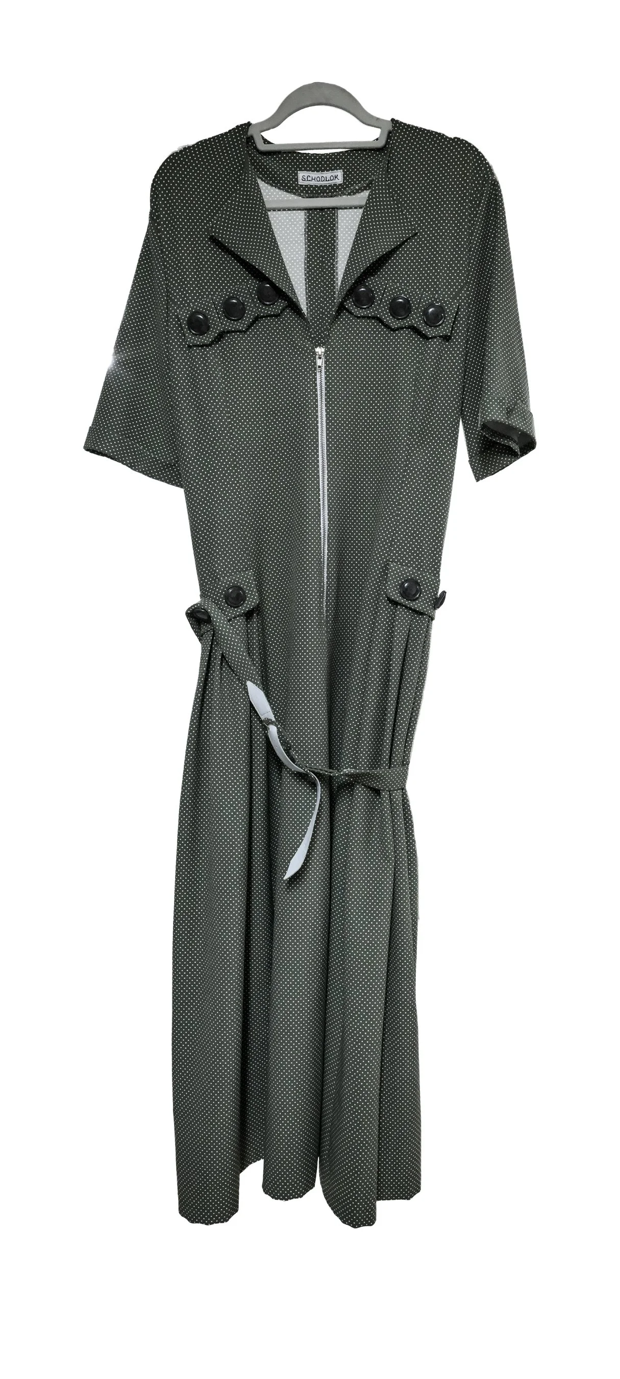 Weiß gepunkteses grünes Kleid.jpg