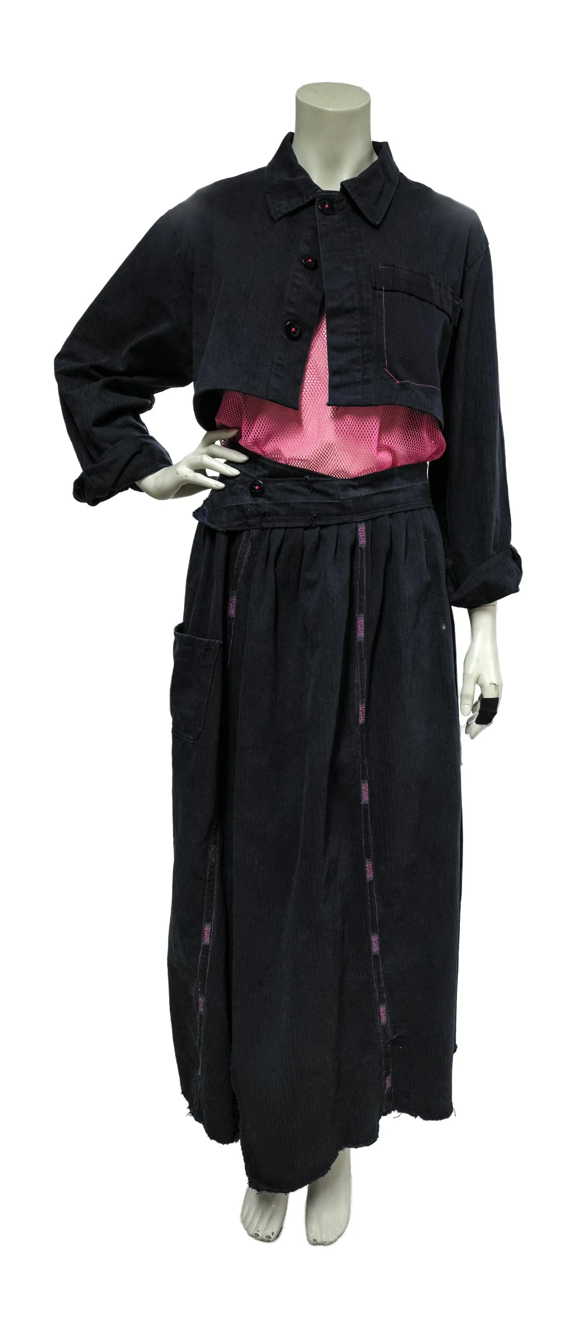 Pink-Schwarzes Kleid.jpg