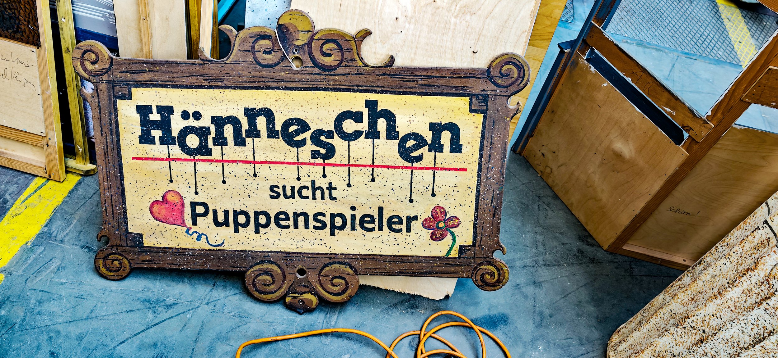 Hänneschen sucht.jpg