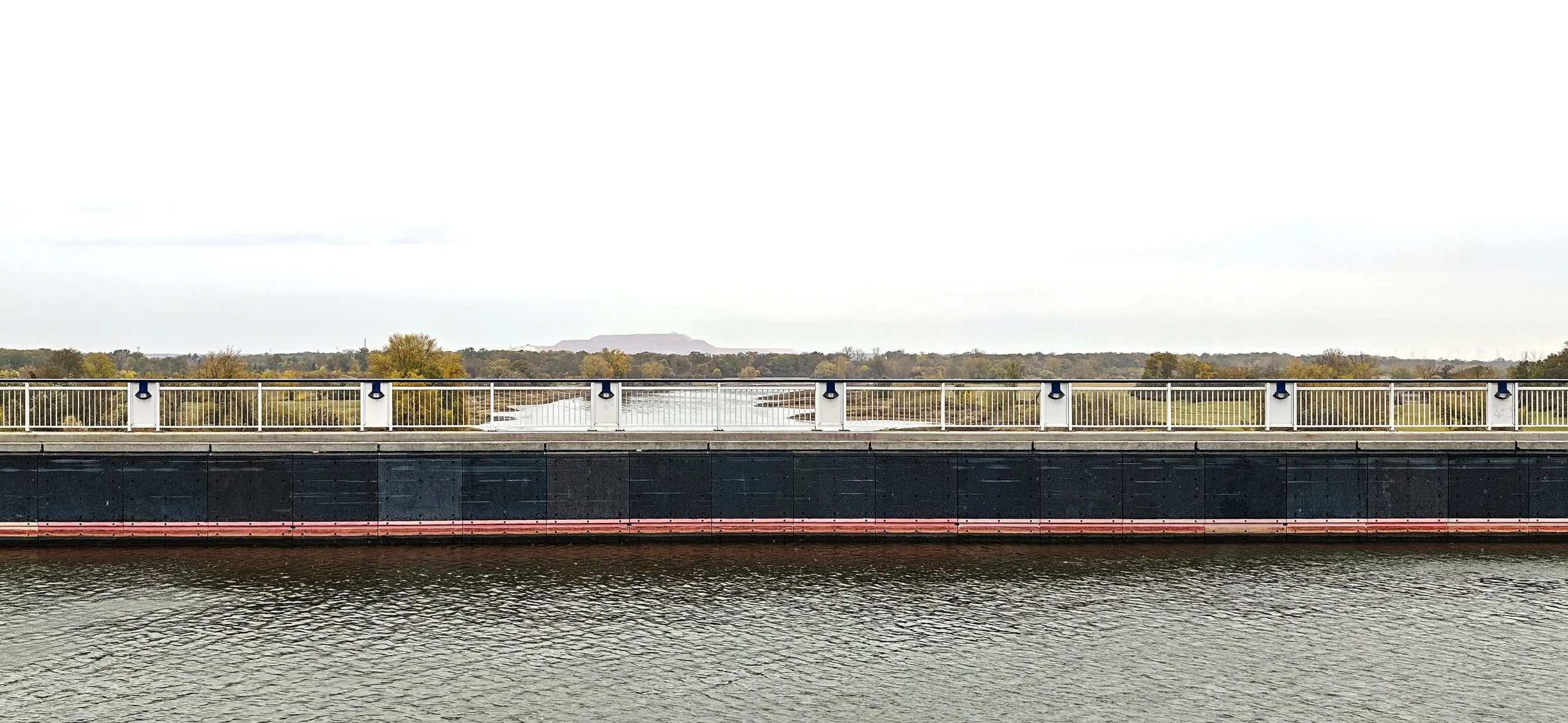 Wasserkreuz Magdeburg (Mittelland-Kanal / Elbe)  