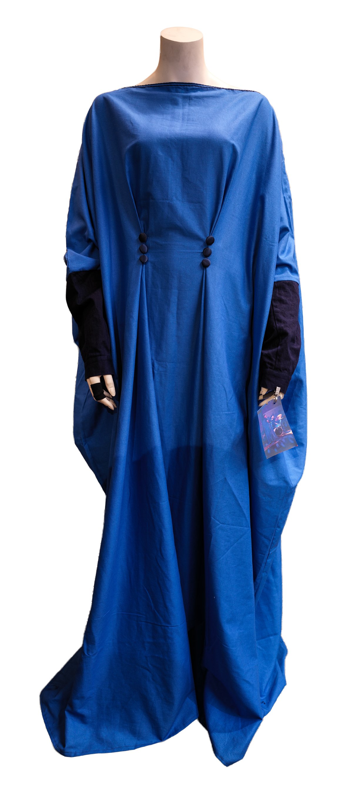 Blaues langes Gewand front.jpg