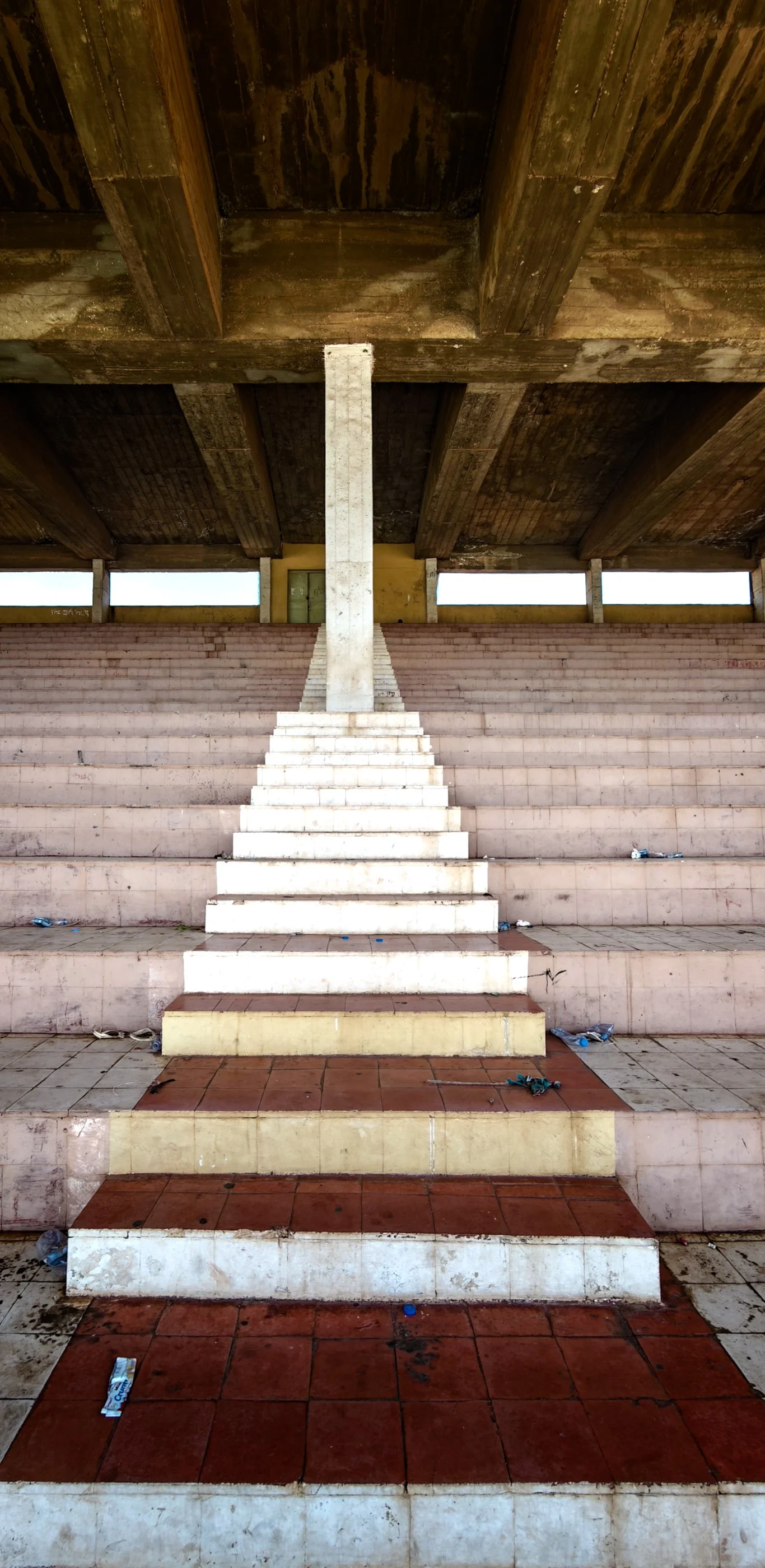 Treppe Tribüne.jpg
