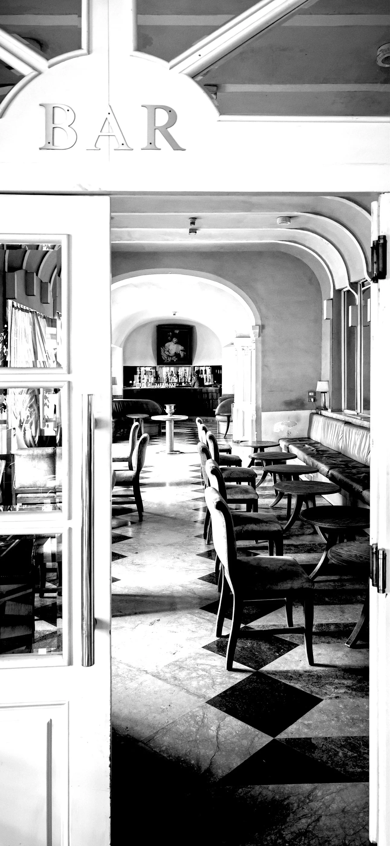 Inside Albergo I. 
