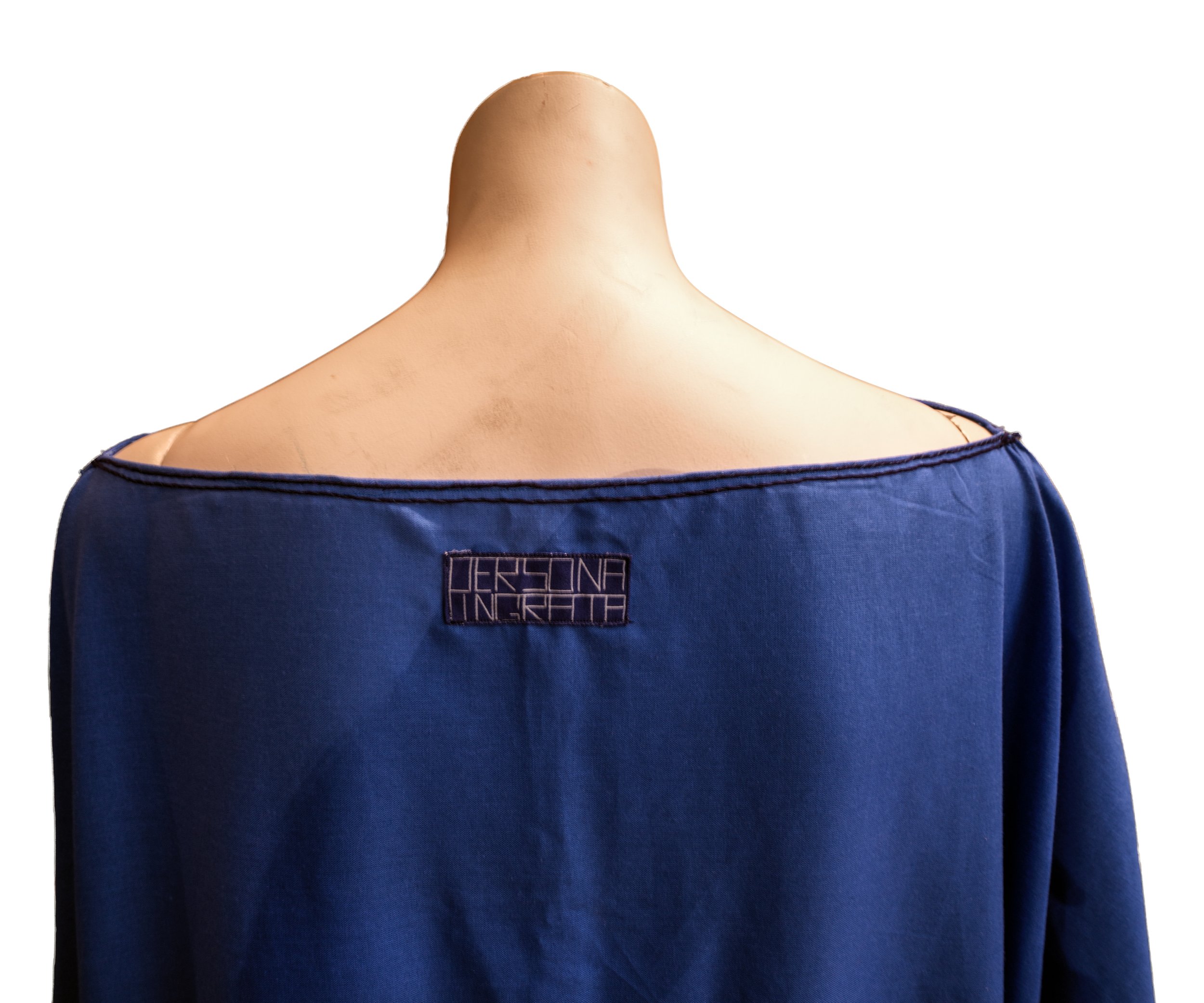 Rücvkrn langes blauers Gewaand.jpg