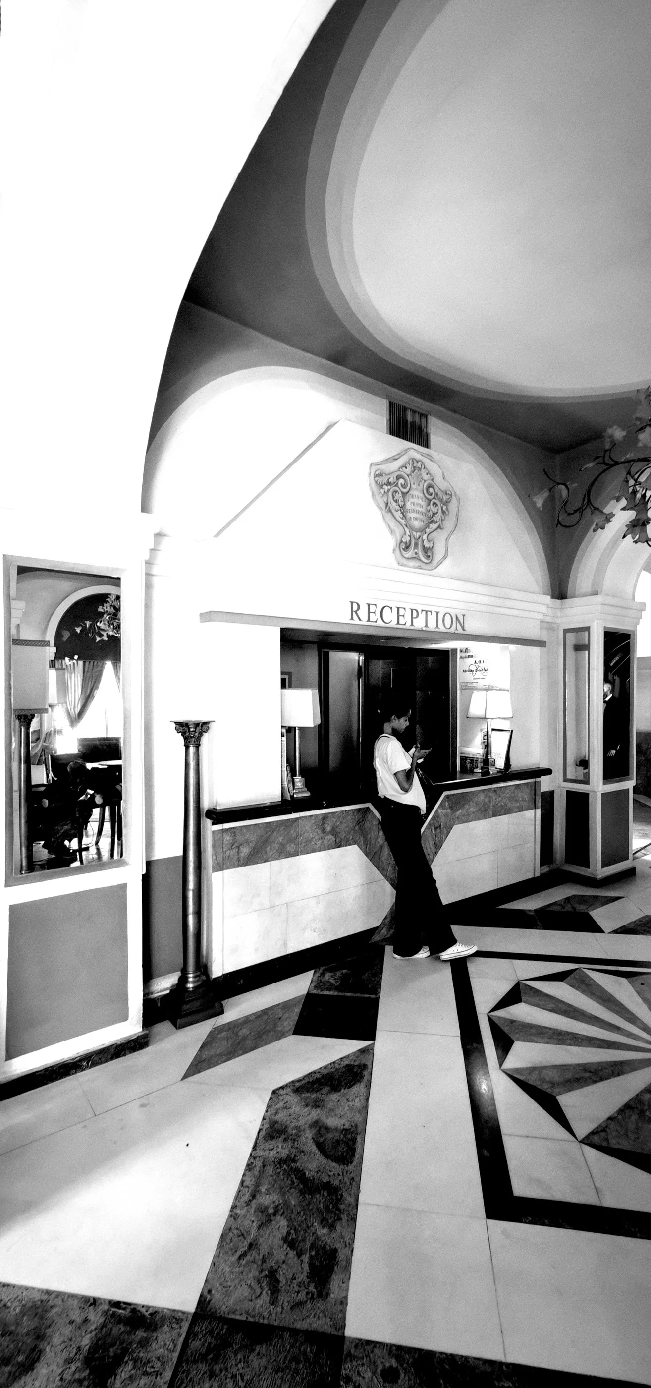 Inside Albergo I. 