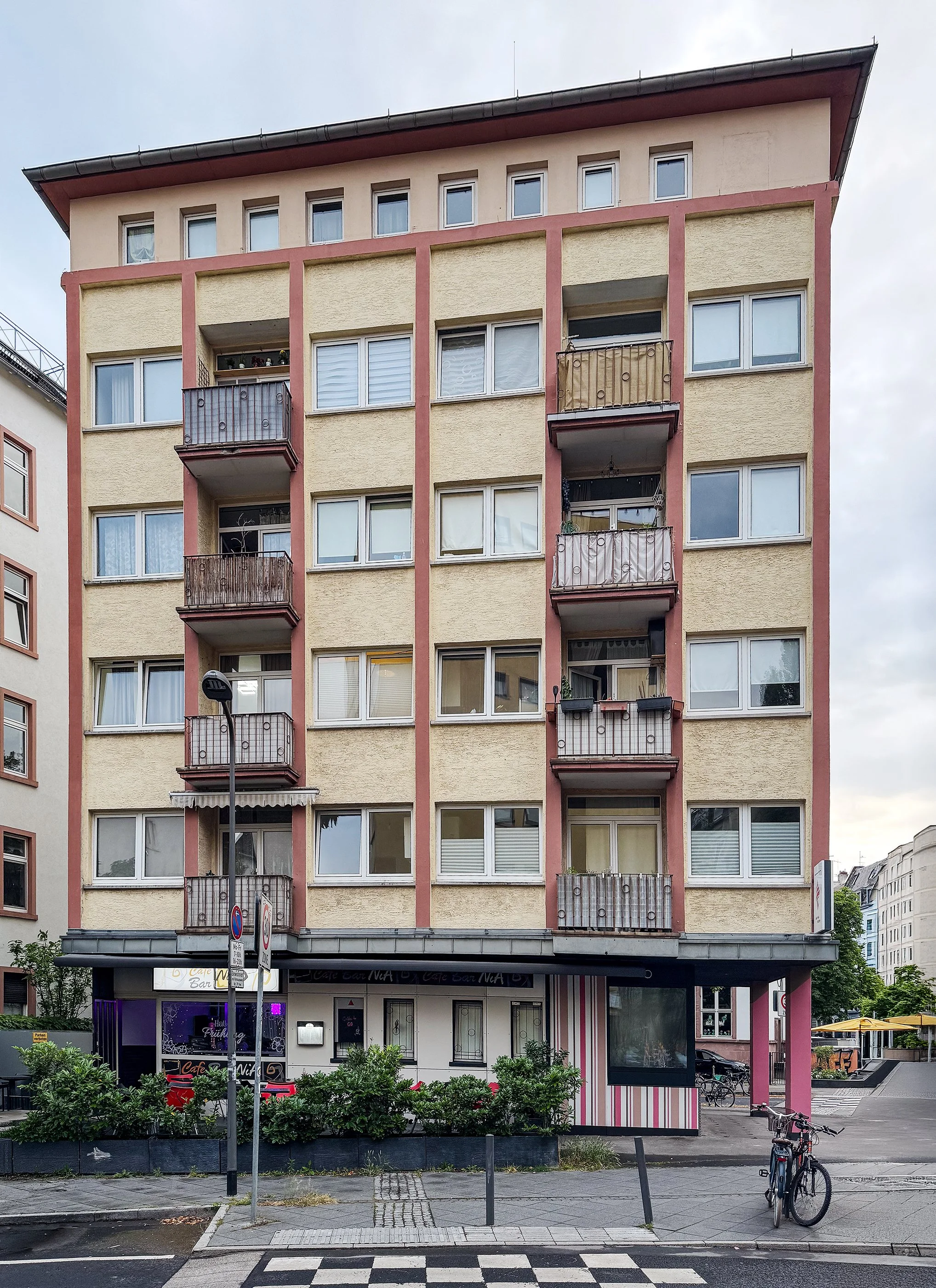 Am Luisenplatz, Nordend