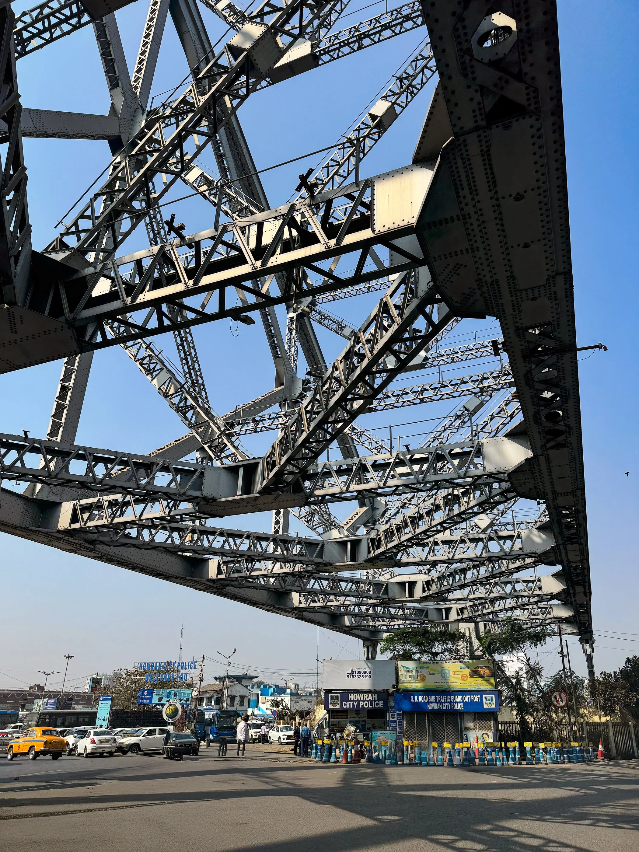 Howrah Bridge.jpg