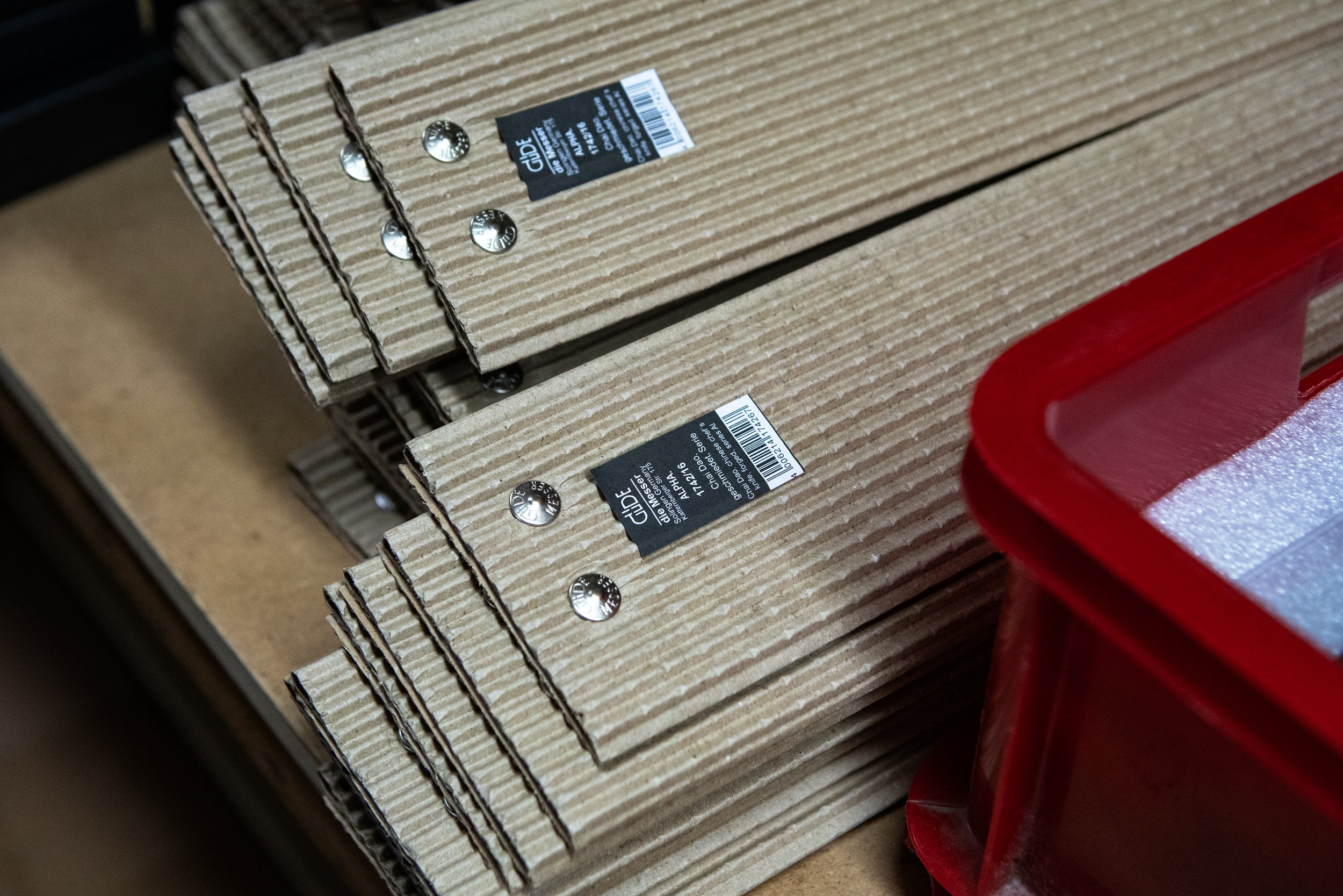 Verpackungs Nieten 3.jpg