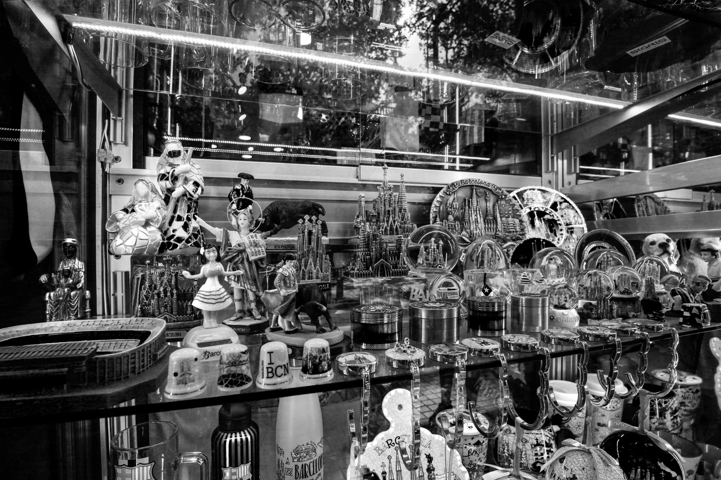 Souvenirs 1 sw.jpg