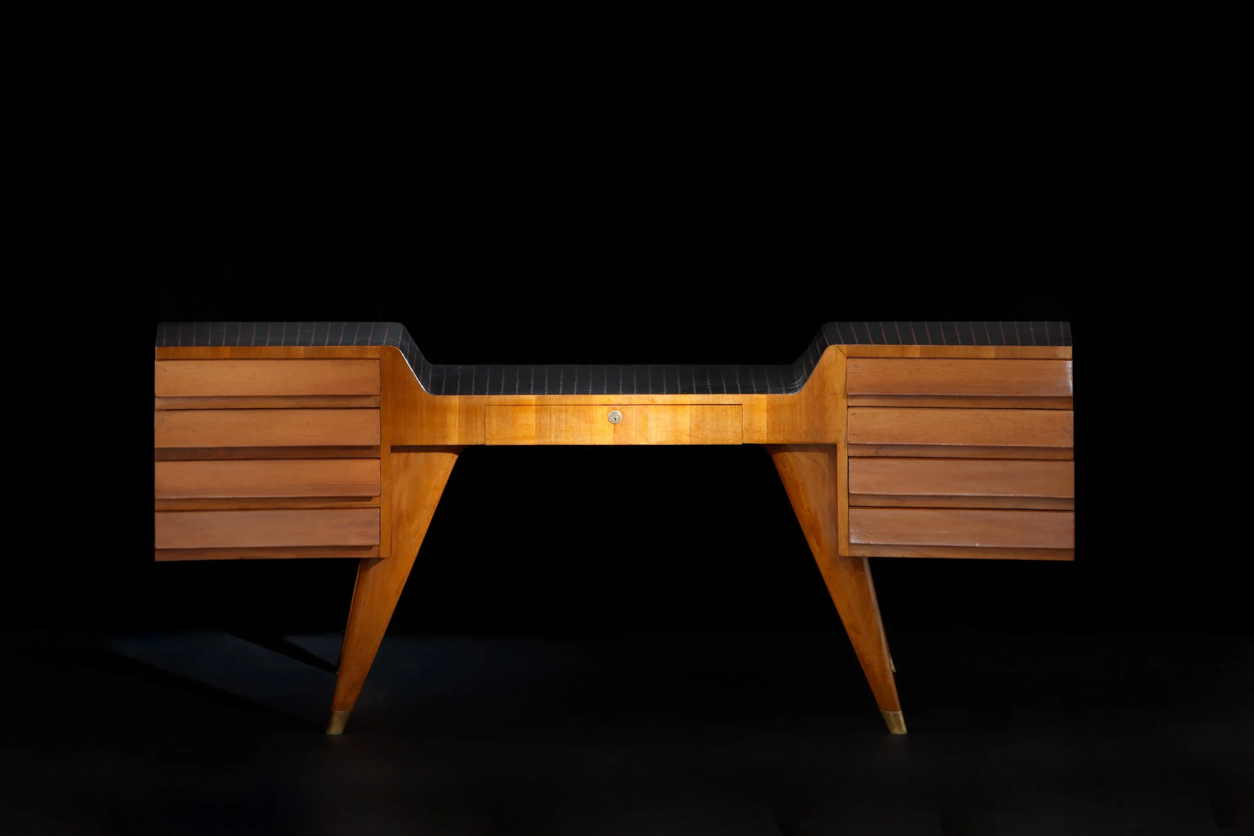 AJ_1354_0325 copy.jpg