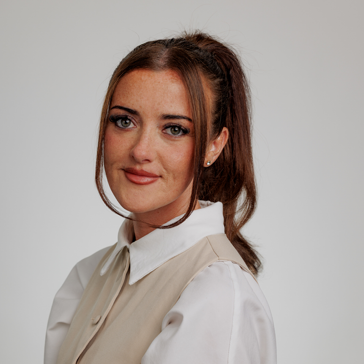 Lauren Hirons looking at camera