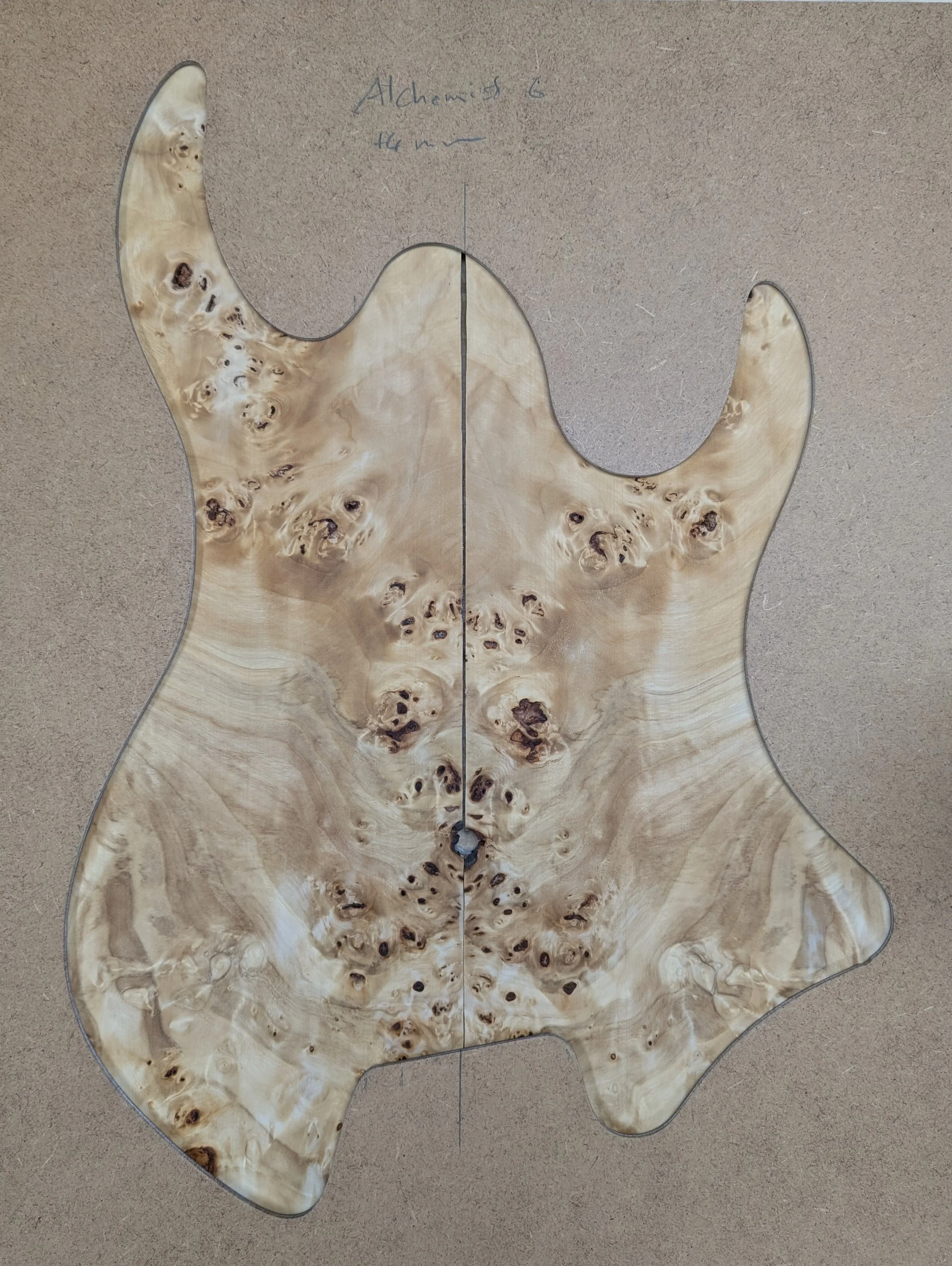 Poplar Burl (PB51) | 200 CHF