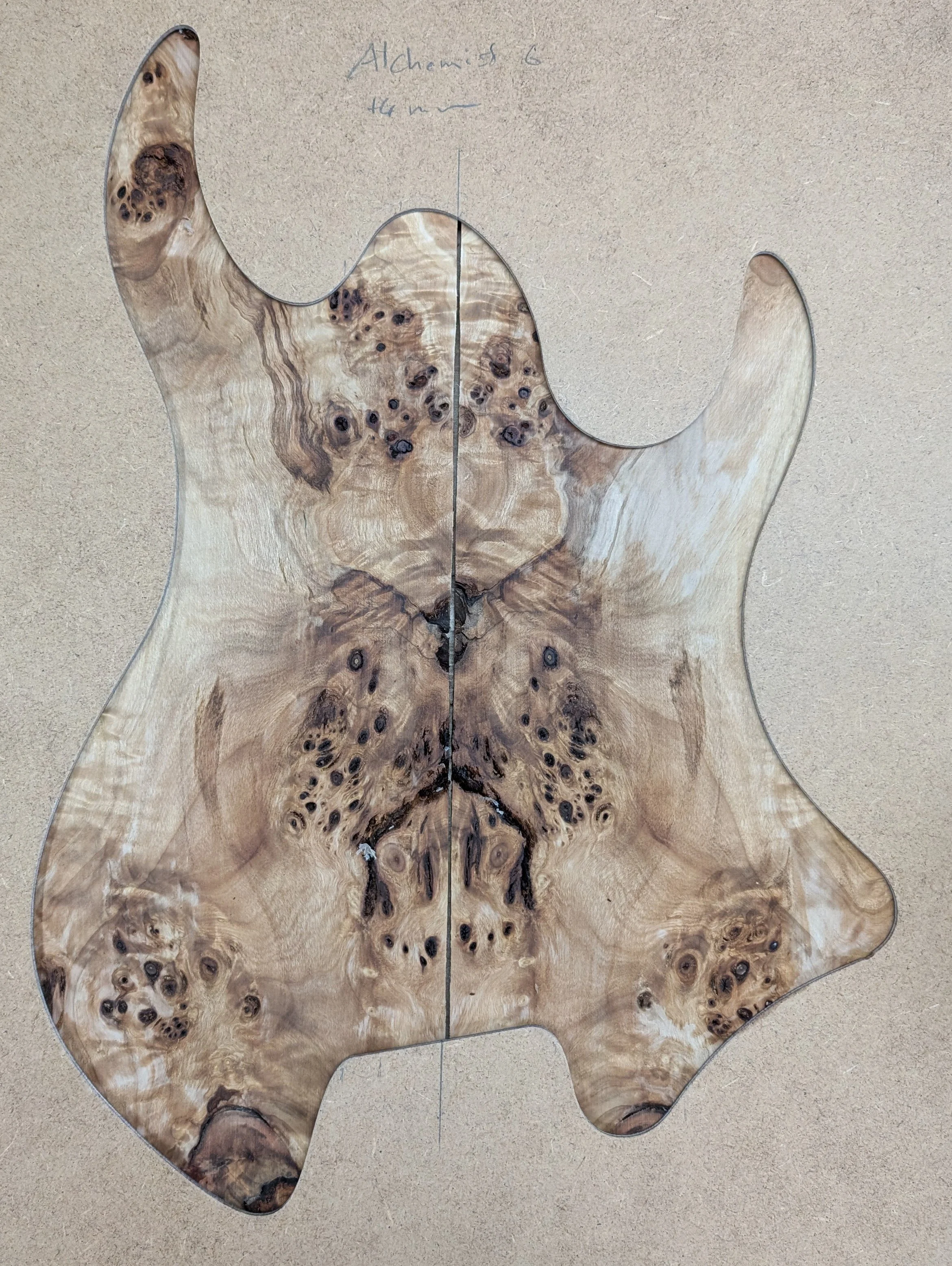 Poplar Burl (PB21) | 200 CHF