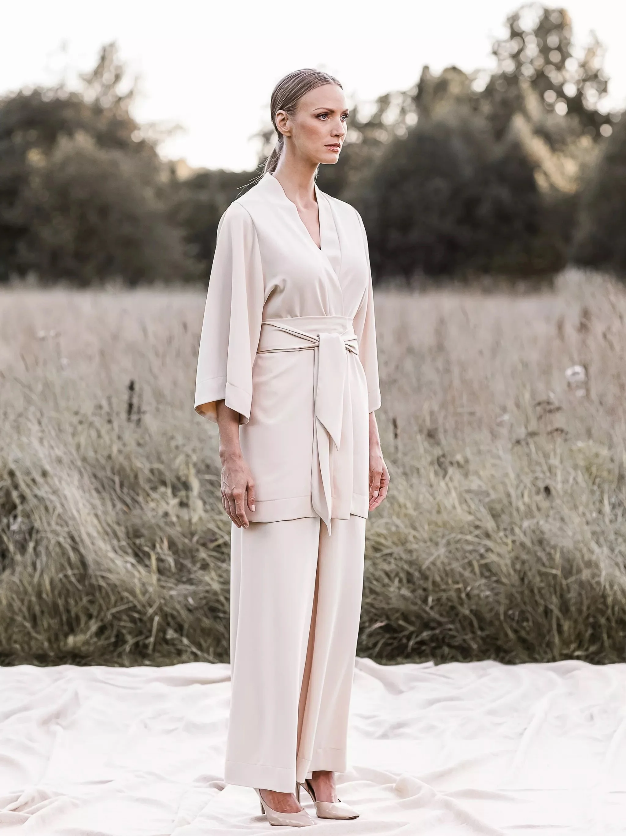 Vaatesuunnittelija Anne-Mari Pahkala kimono.jpeg