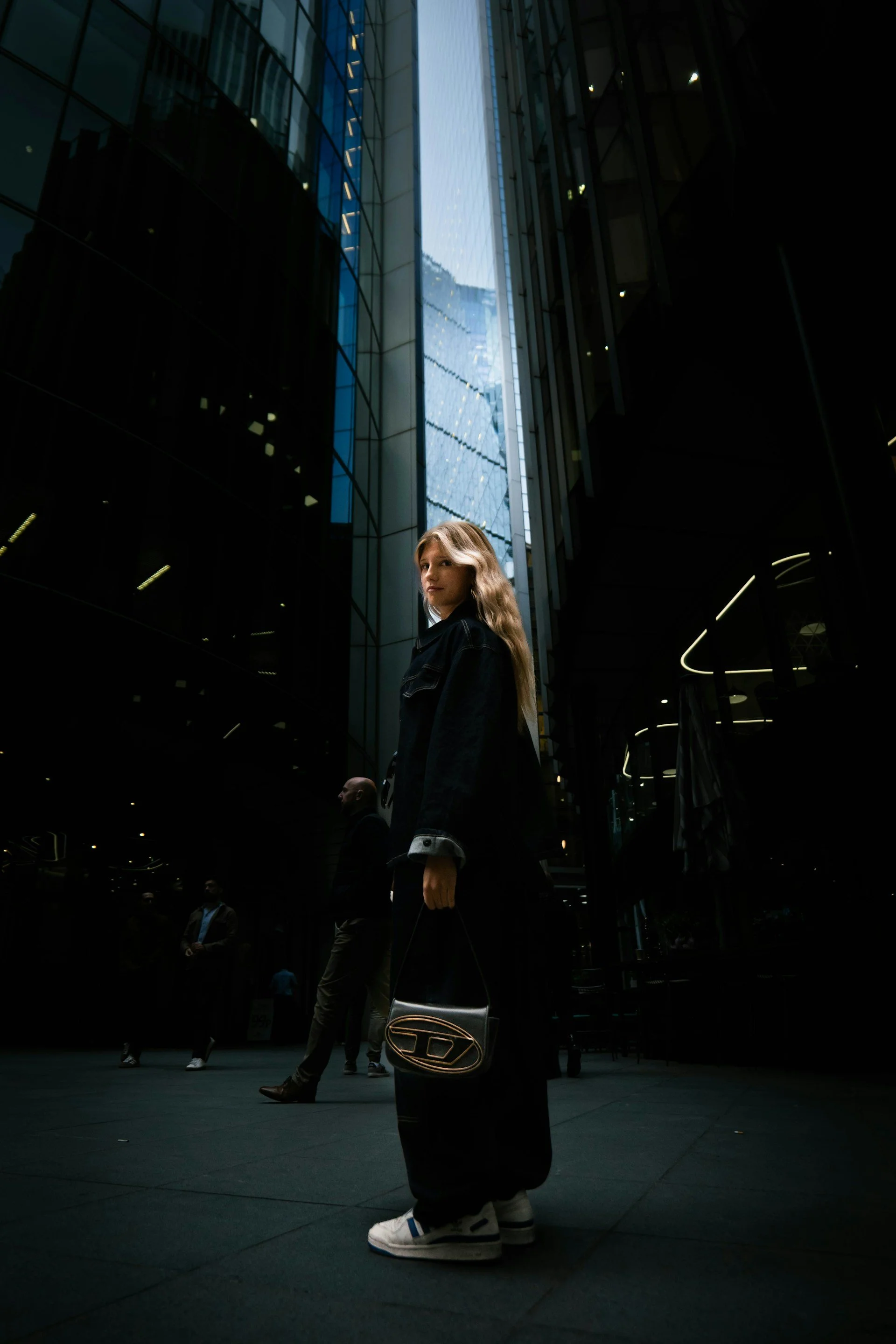 Team-Shooting-WiselyAndCompany.jpg
