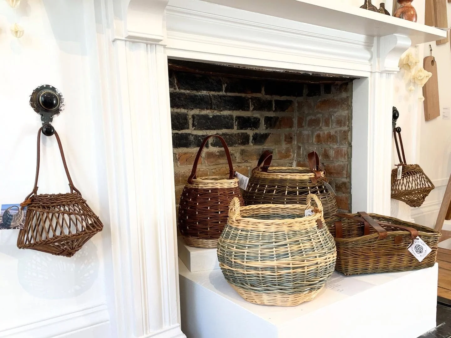 #FindaMaker week Christmas Gifts (Yep this was meant to be Wednesday&rsquo;s post but I was very busy teaching yesterday!)

A quick snapshot of my Christmas gift offerings:
&bull; Work currently on show at Present Makers Exhibition, Thelma Hulbert Ga