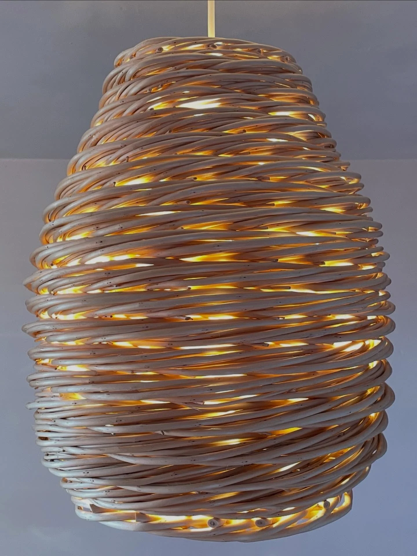 Complication of 2 short videos and photos of my teaching and commissions from over the last couple of weeks. It&rsquo;s been busy but phew the last of the Xmas orders are now in the post! 

In order: 
1. Small Bell Lampshade - natural white willow. O