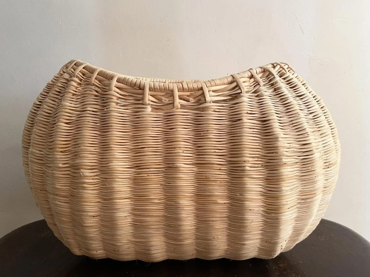 In the making&hellip; as part of my Maker In Residence at Kelmscott Manor (the home of William Morris and family), I am creating a main piece of work that responds to my experience. 

Here&rsquo;s a few photos of my basket in the making, a contempora