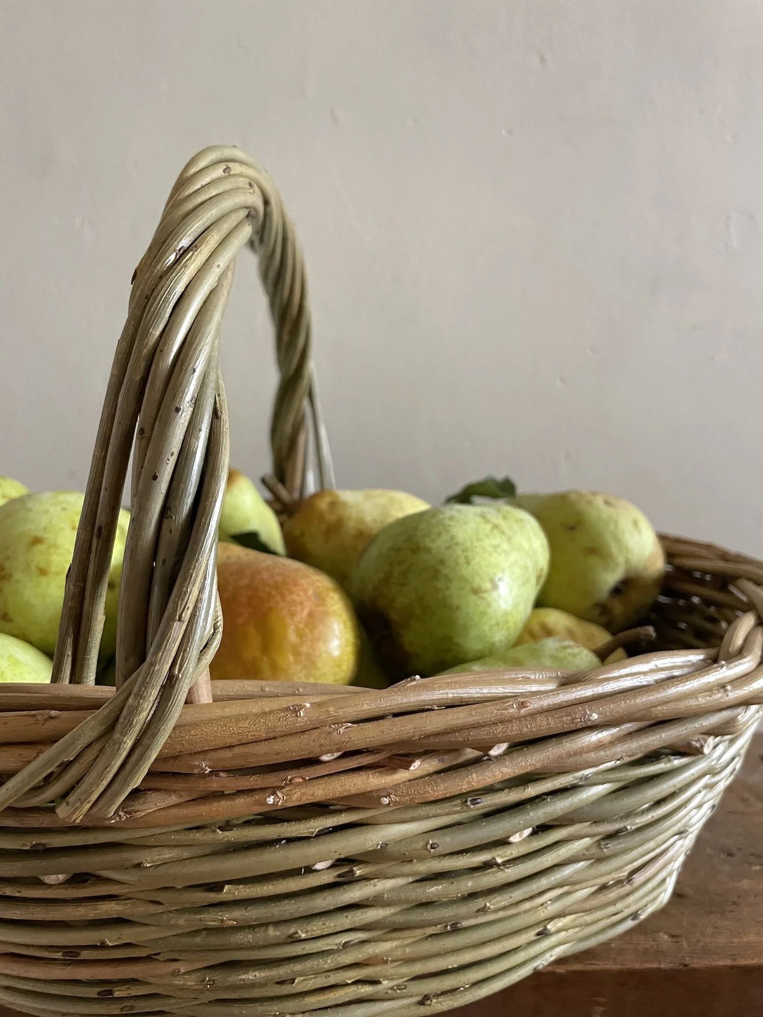 Oval Garden Basket pears detail.jpeg