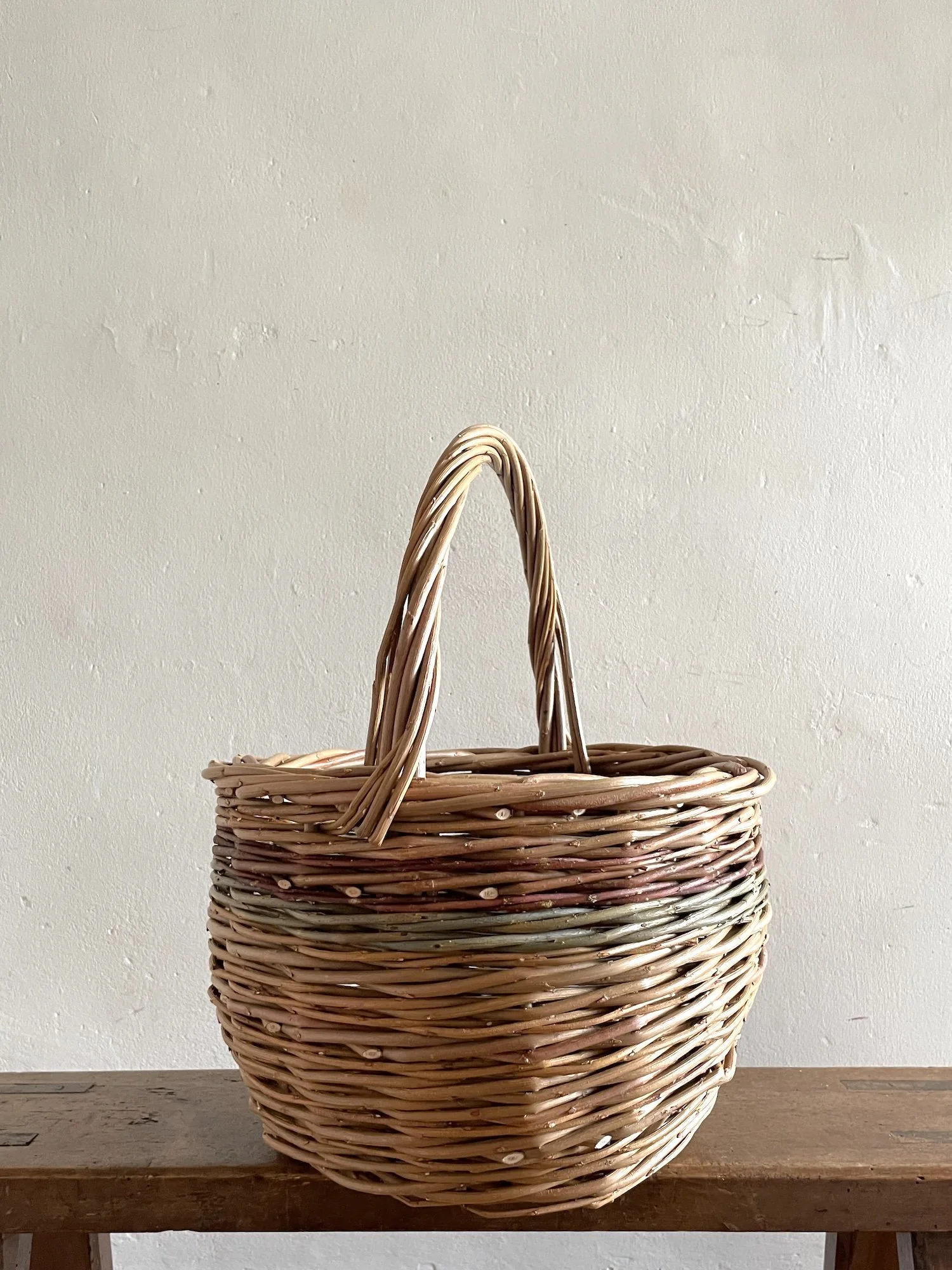 Beginners Round Basket New Diagonal Portrait.JPG (Copy)