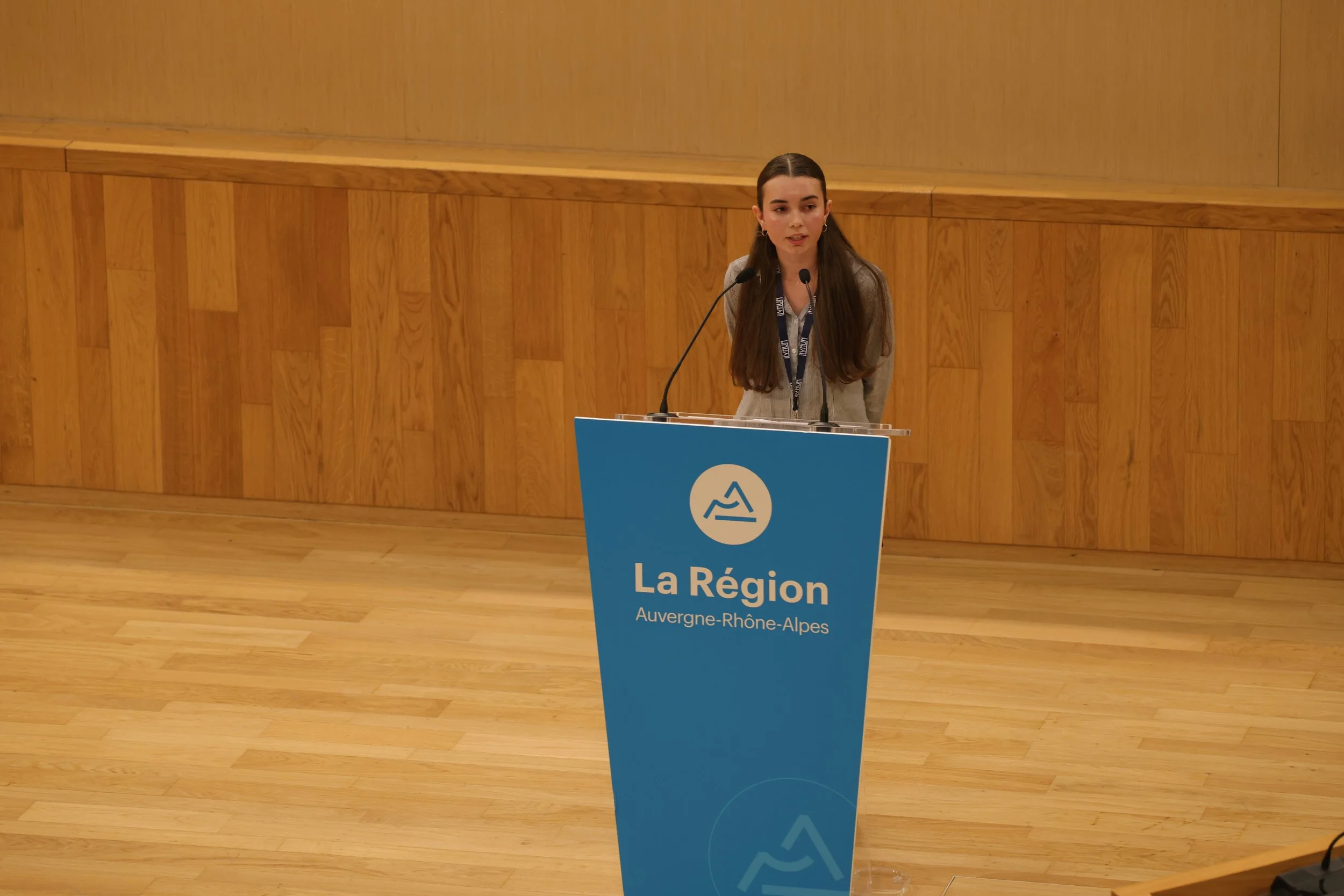 Day3_Portrait_Eva Speaking.JPG