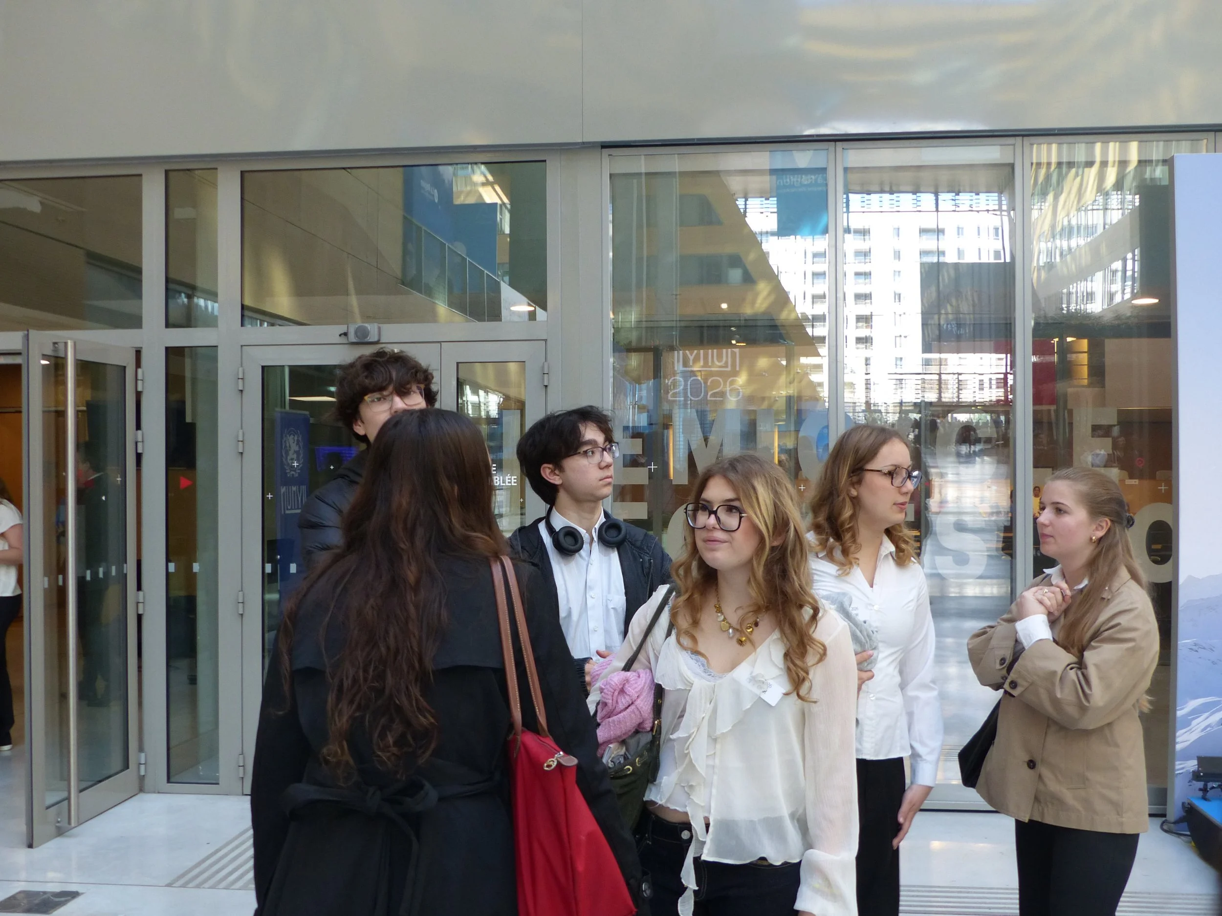 People talking(1).JPG