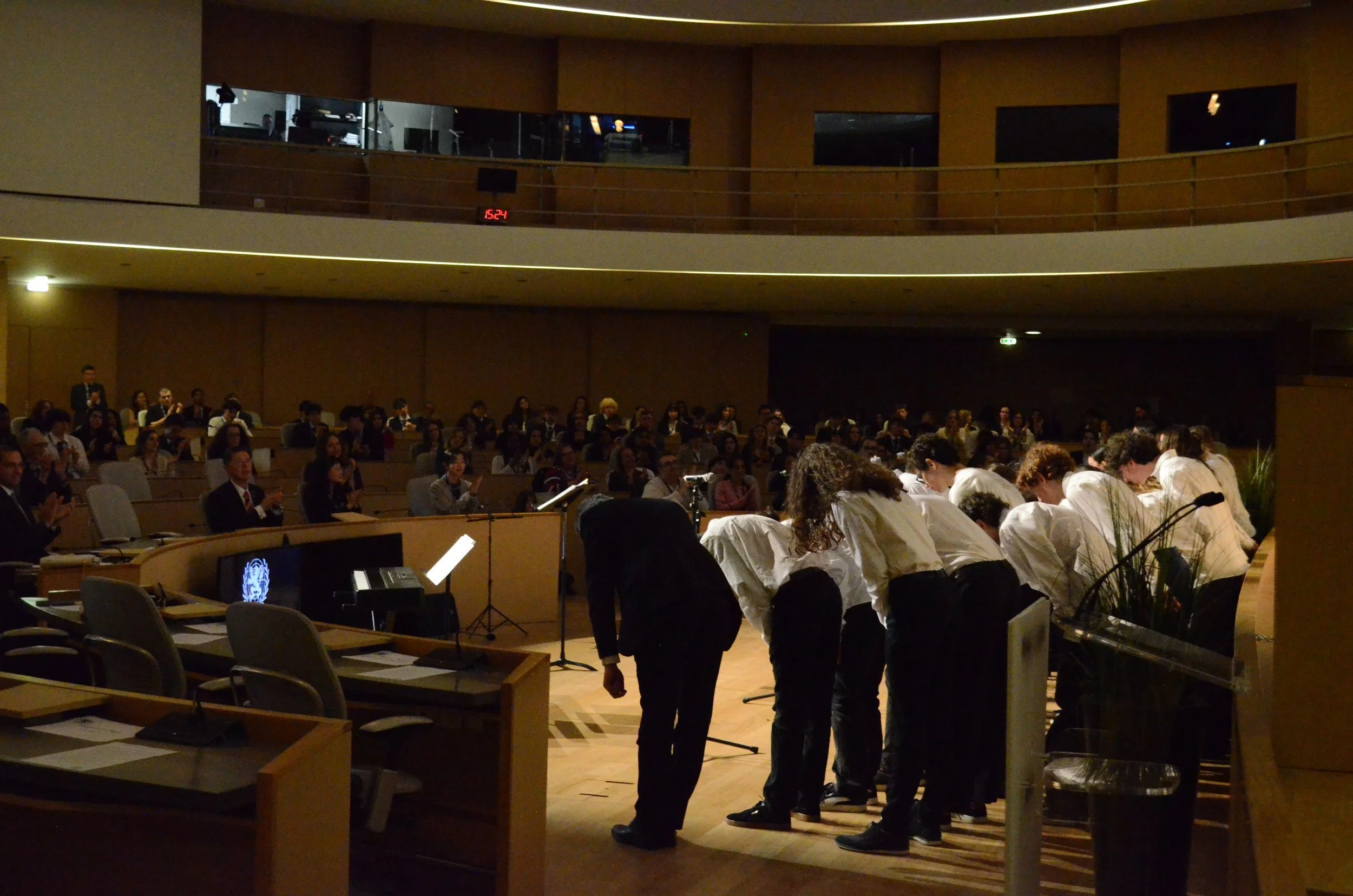 csi choir bowing 2.JPG