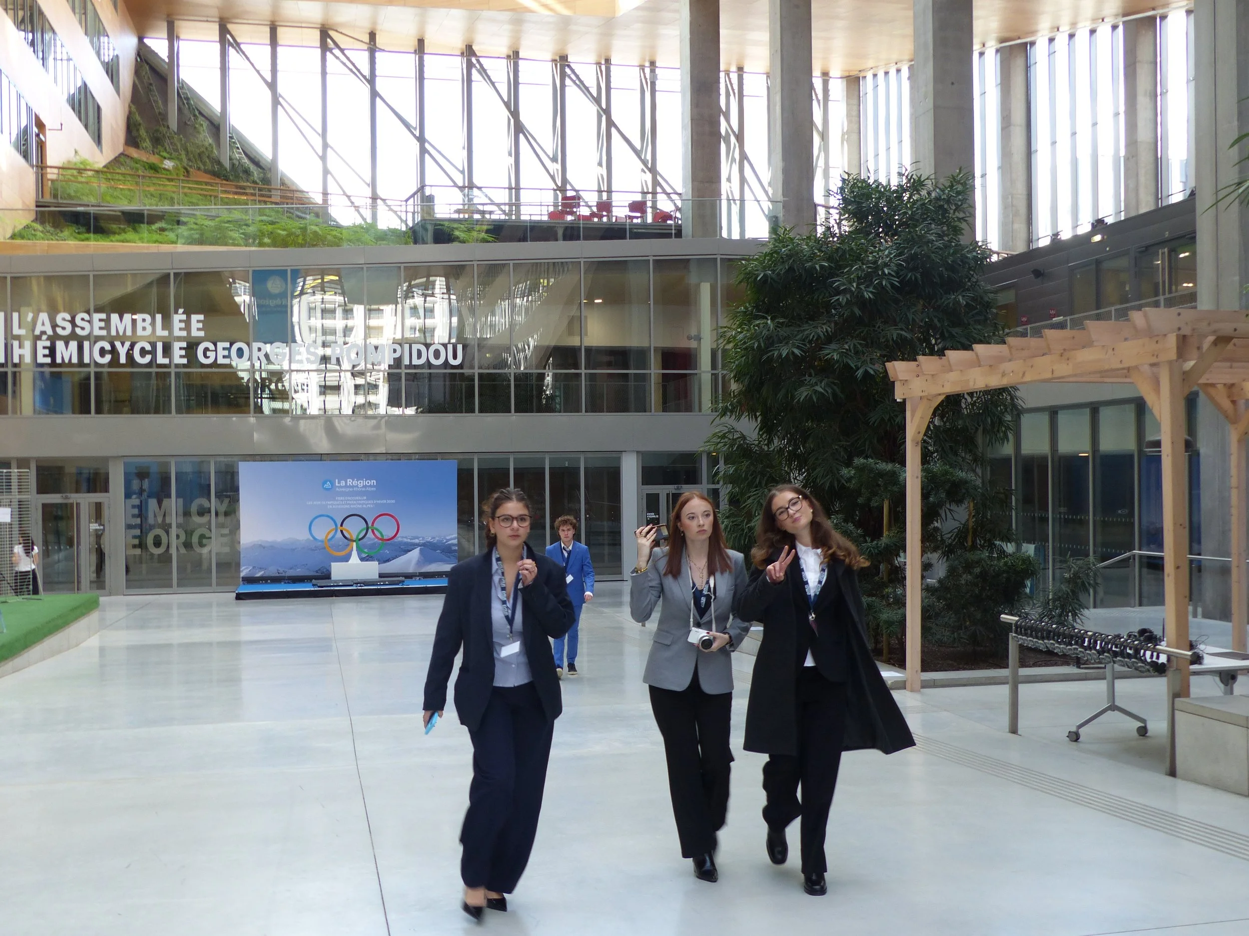 Girls walking in hall.JPG