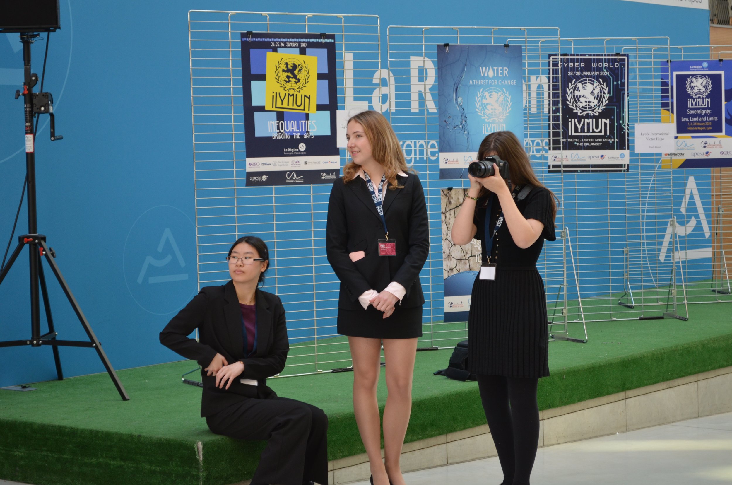 Press members together.JPG