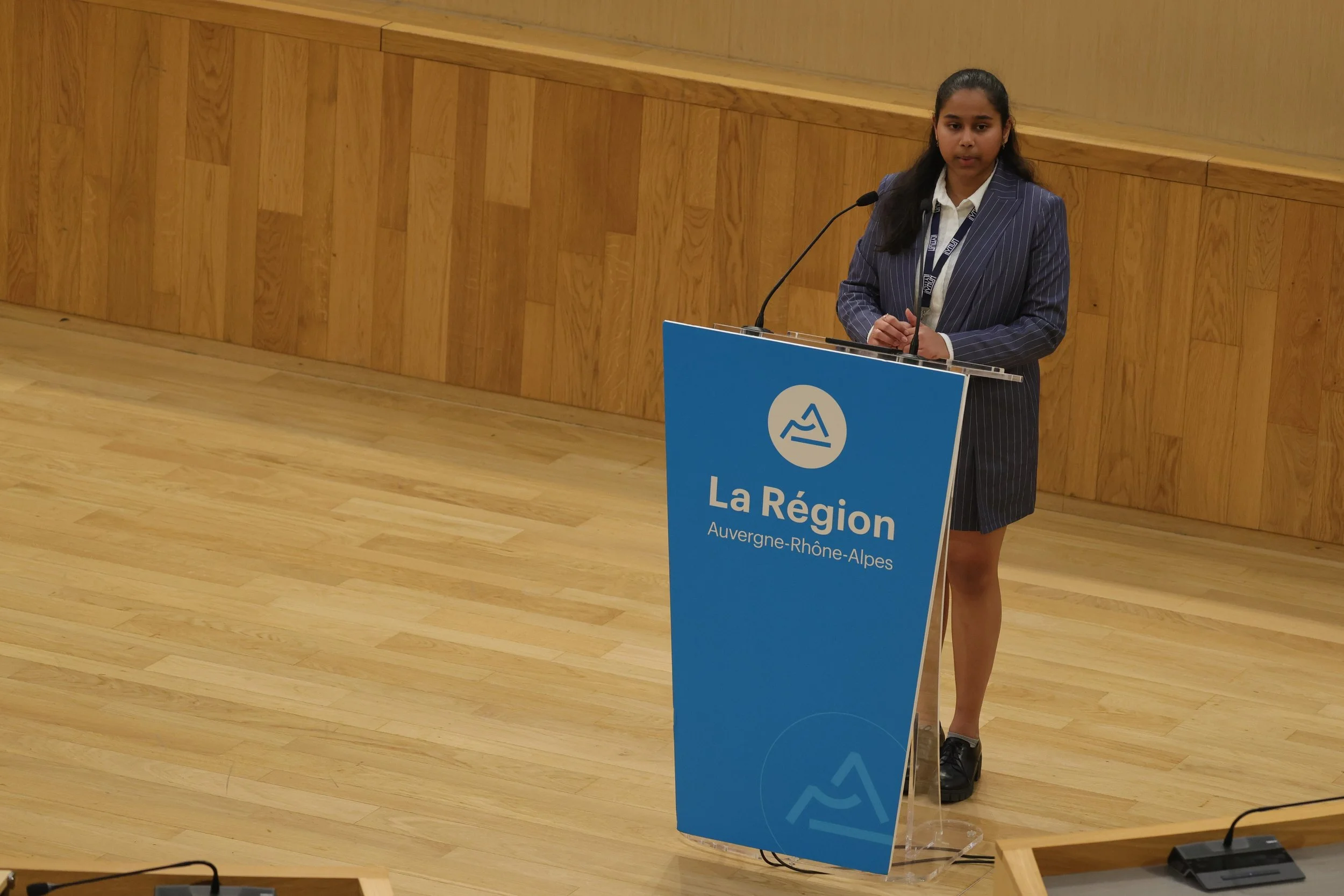 Day3_Portrait_Sukhada Speaking.JPG