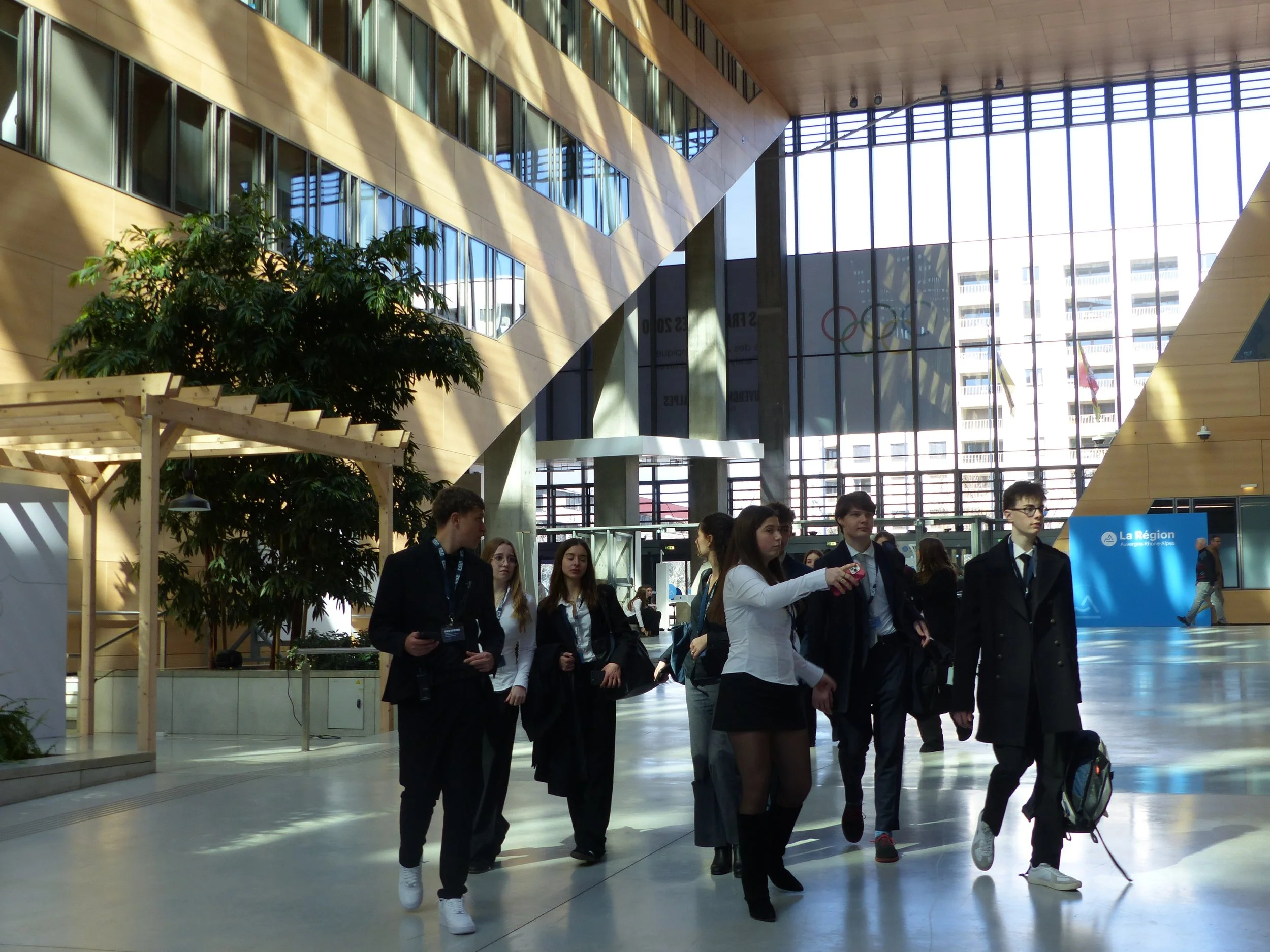 People entering(1).JPG