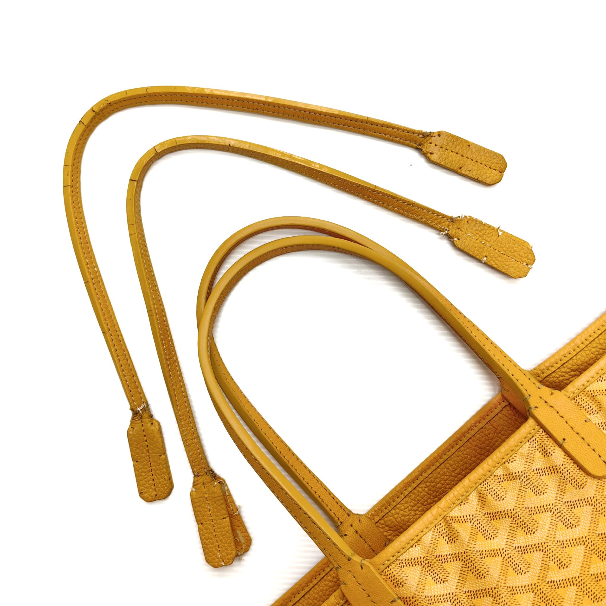 Leather handle replacement of Goyard St Louis tote to restore cracks and melted edging