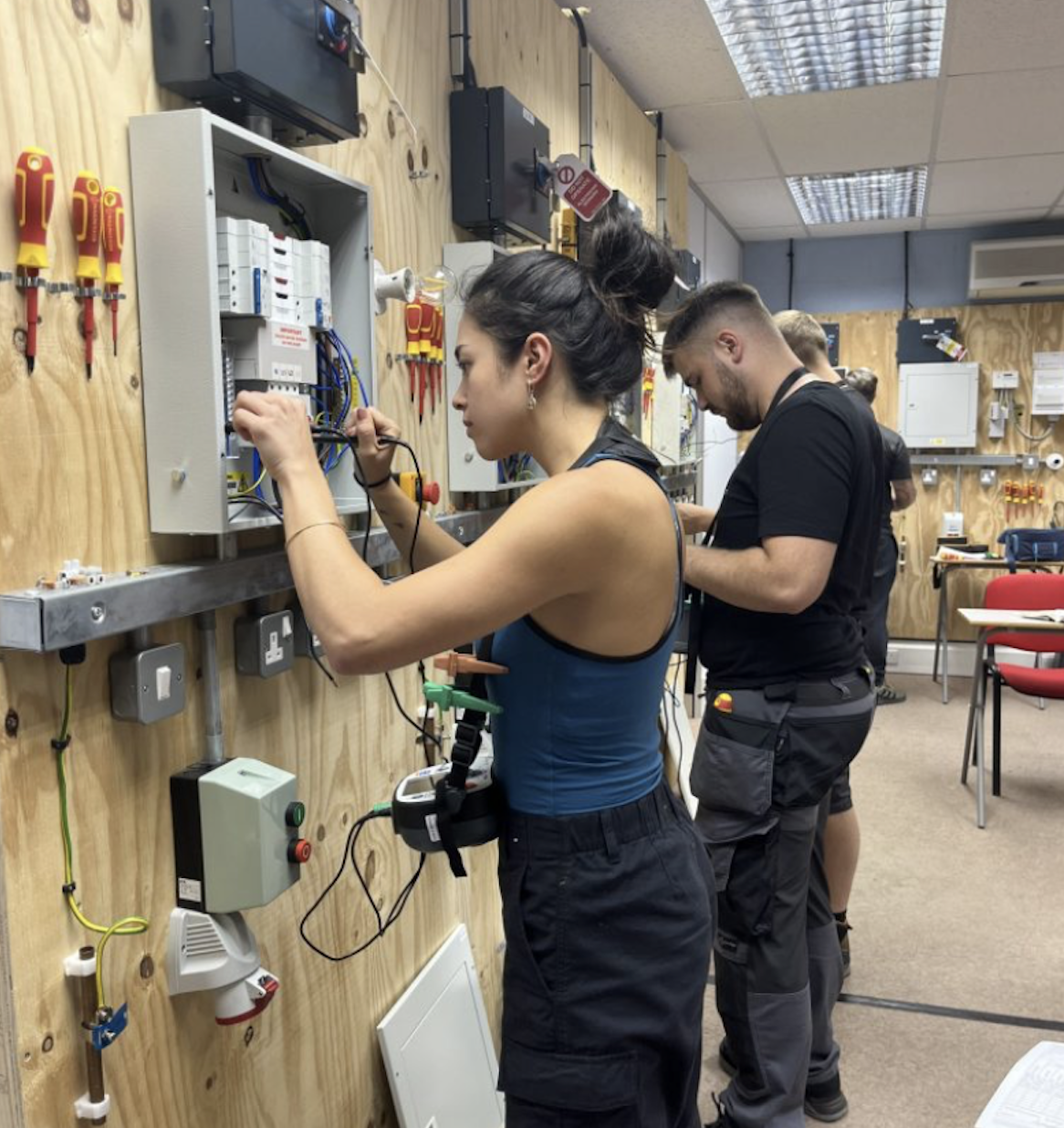 National&nbsp;Grid invests £5 million in jobs programme to help 5,000 young people into work