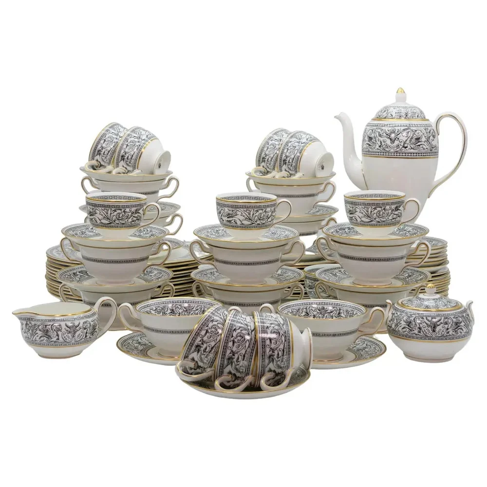 Wedgwood Porcelain Tableware Dinner Service For 12 People — LA MAISON SUPREME