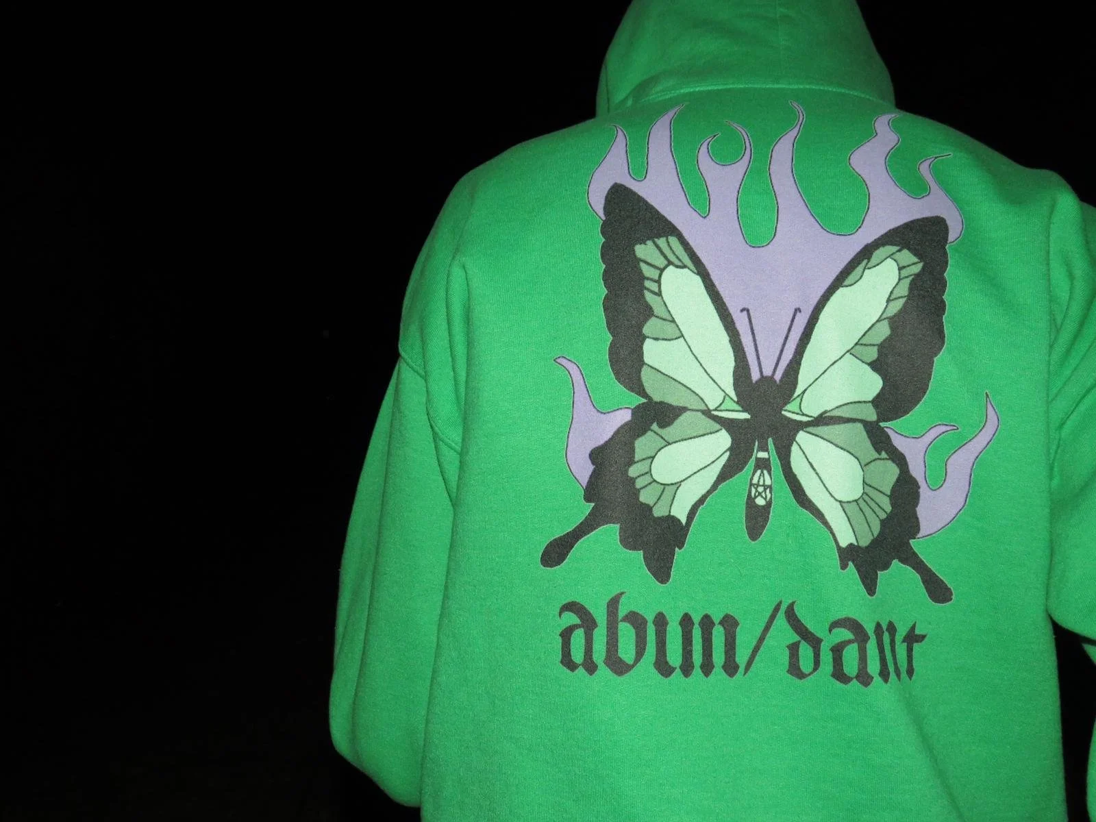 aabb35f7-be40-459c-9053-863f69ba6284.jpg