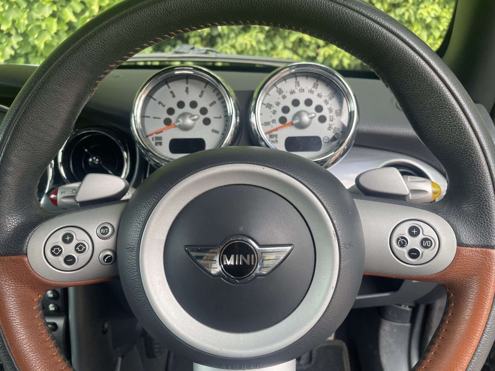 HV08 Black Cooper S Sidewalk Automatic 7.JPG