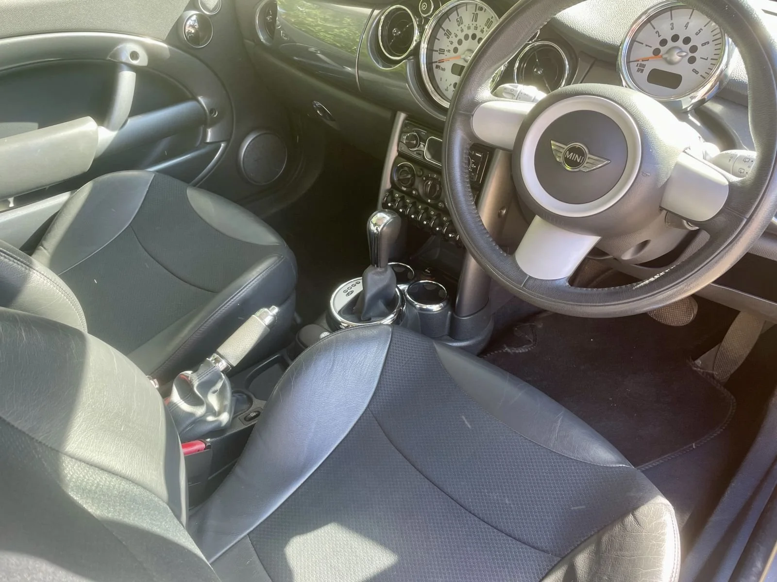 GV05 Astro Black Metallic Cooper Automatic 6.jpg