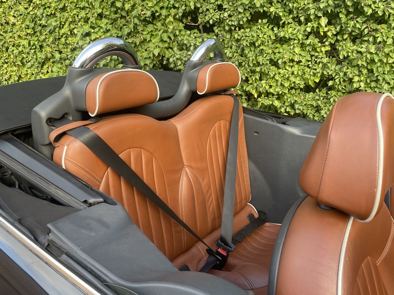 LR08 Astro Black Sidewalk Automatic 9.JPG