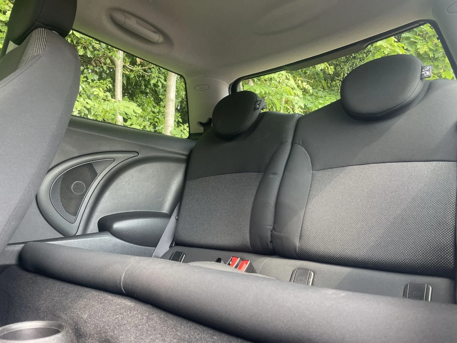 HY59 Oxygen Blue One 1.4 Auto 8.JPG