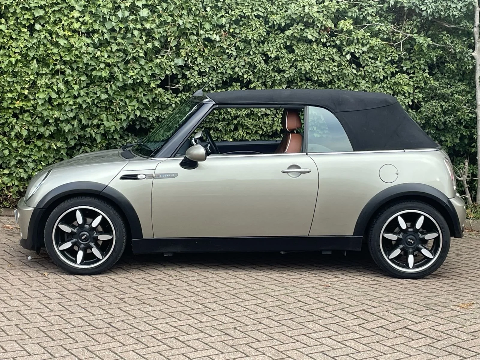 SM58 Sparkling Silver Sidewalk Cooper Automatic 15.jpg