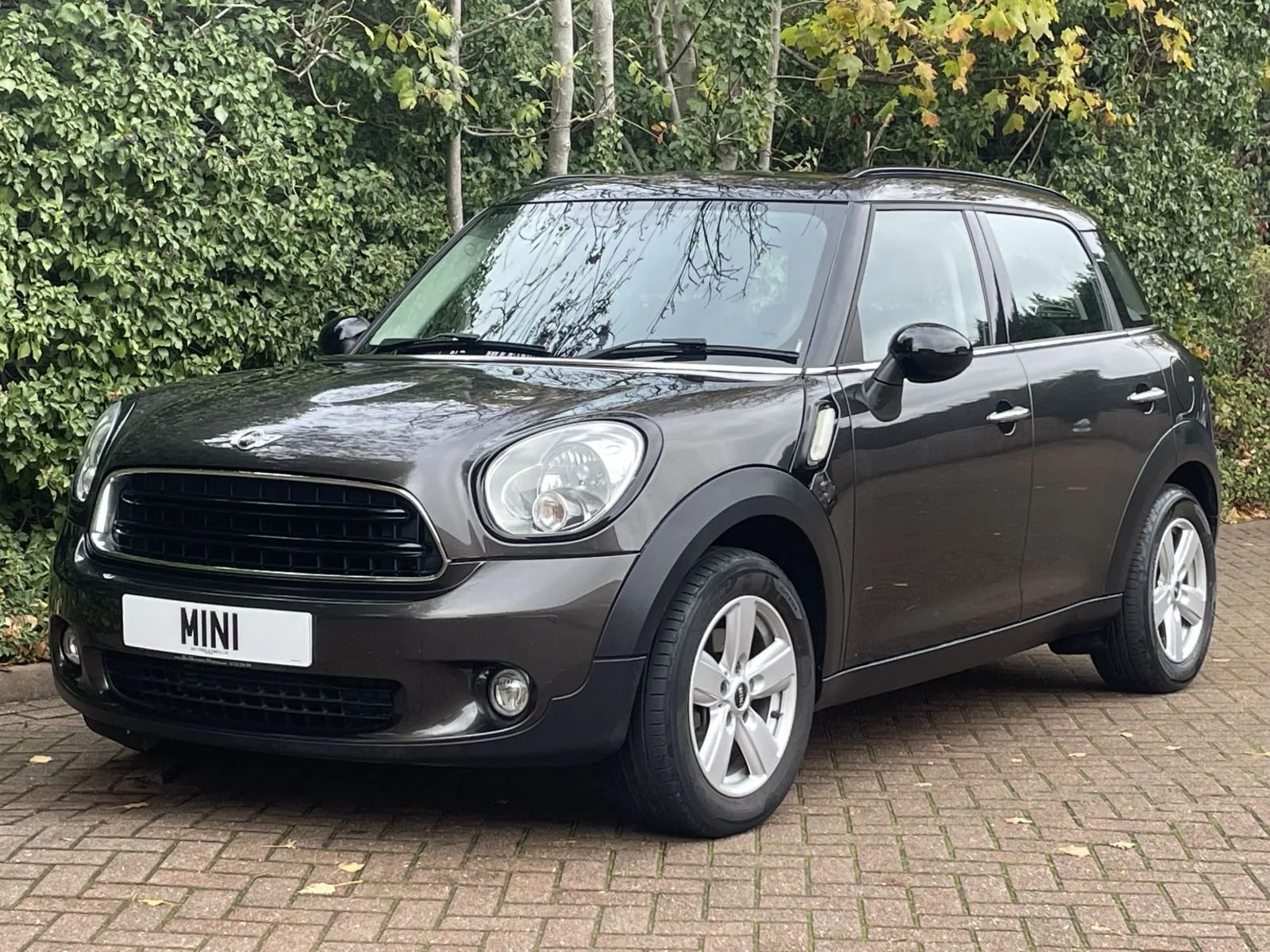 BV15 Midnight Grey Countryman Cooper Diesel 17.jpg