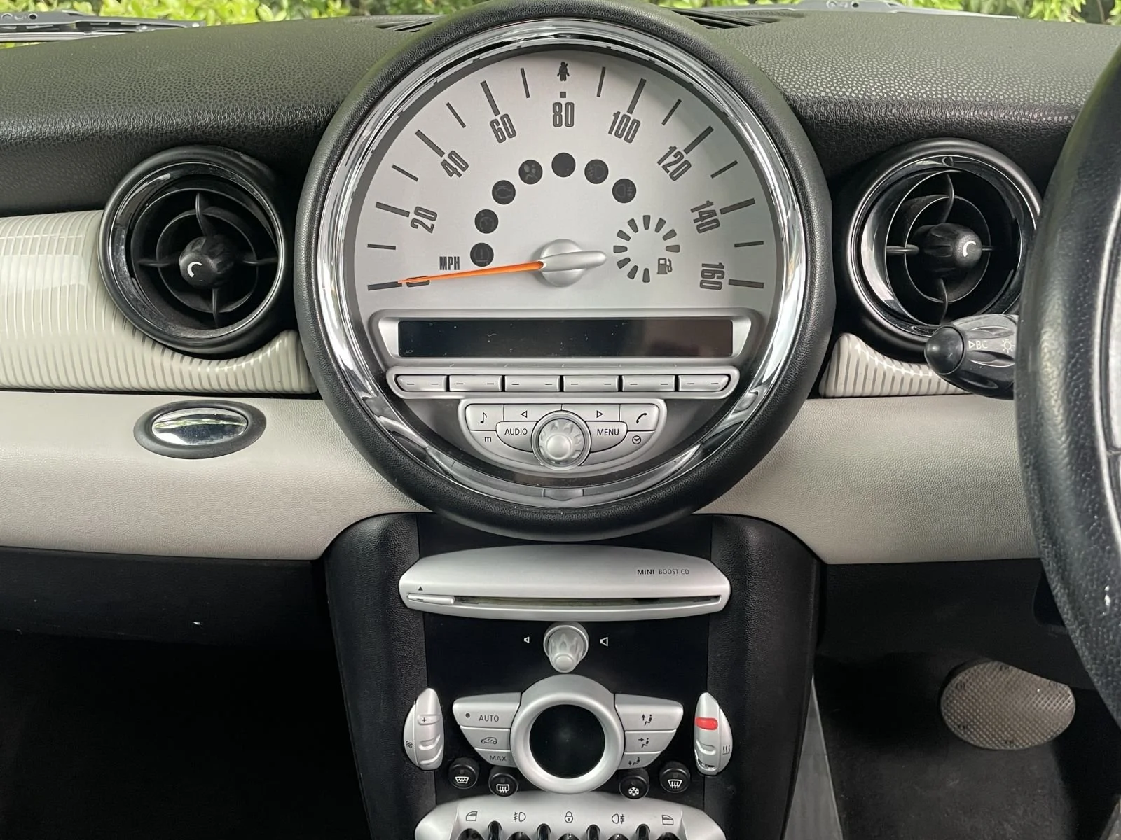 MT59 White Silver Camden Cooper Manual 7.jpg