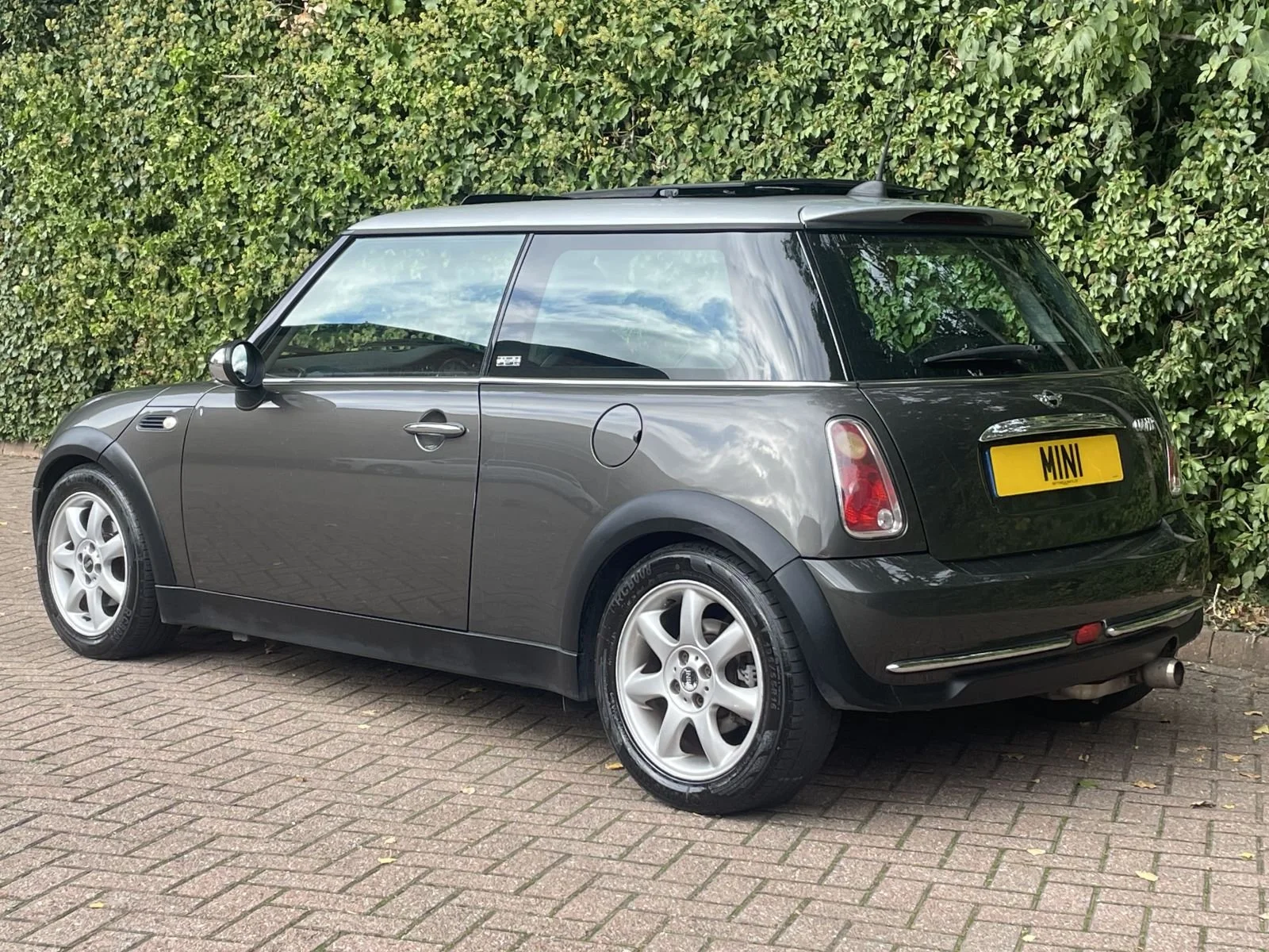 LA06 Automatic Park Lane Cooper 15.jpg