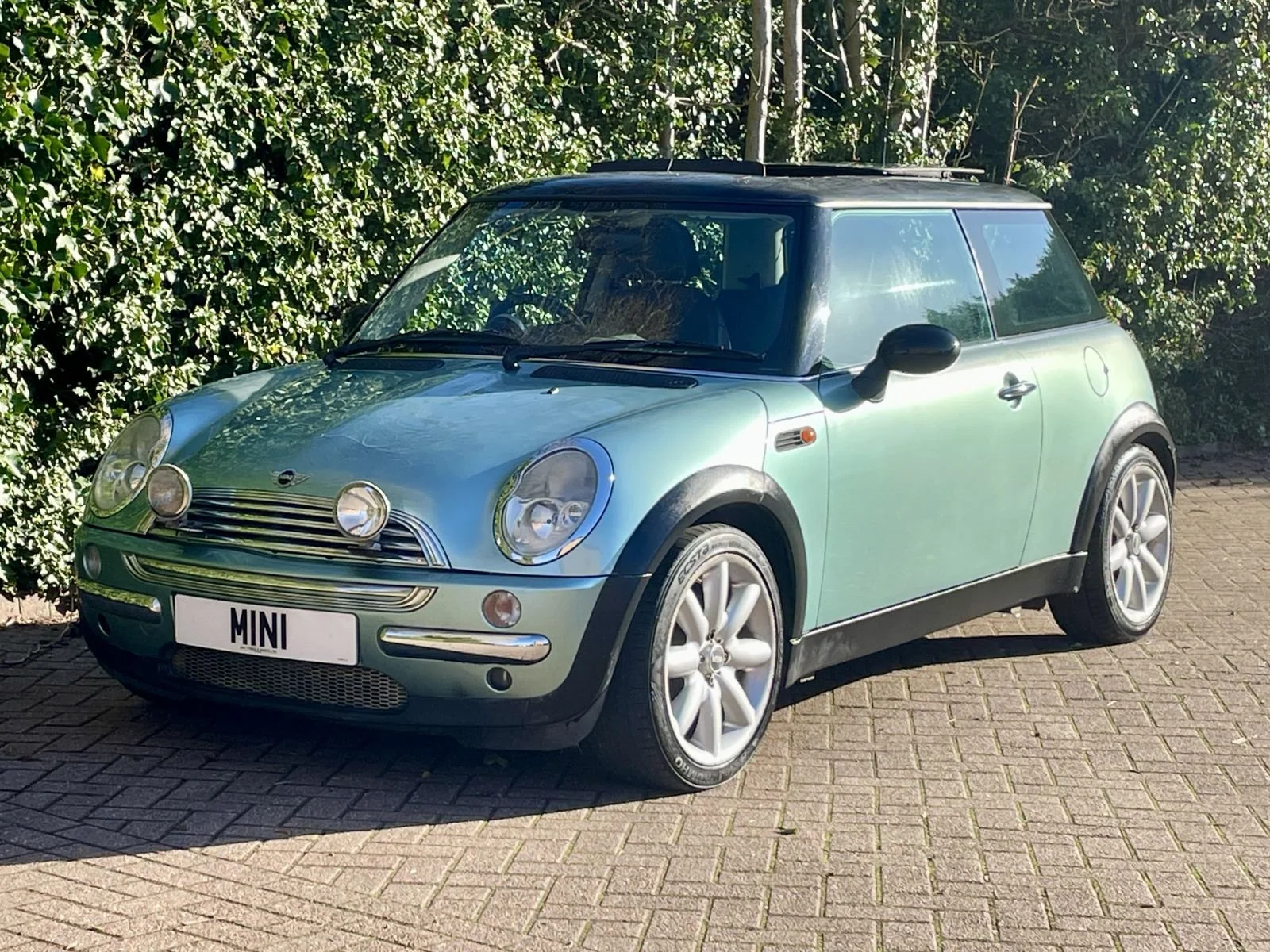 YO02 Silk Green Automatic Cooper 15.jpg