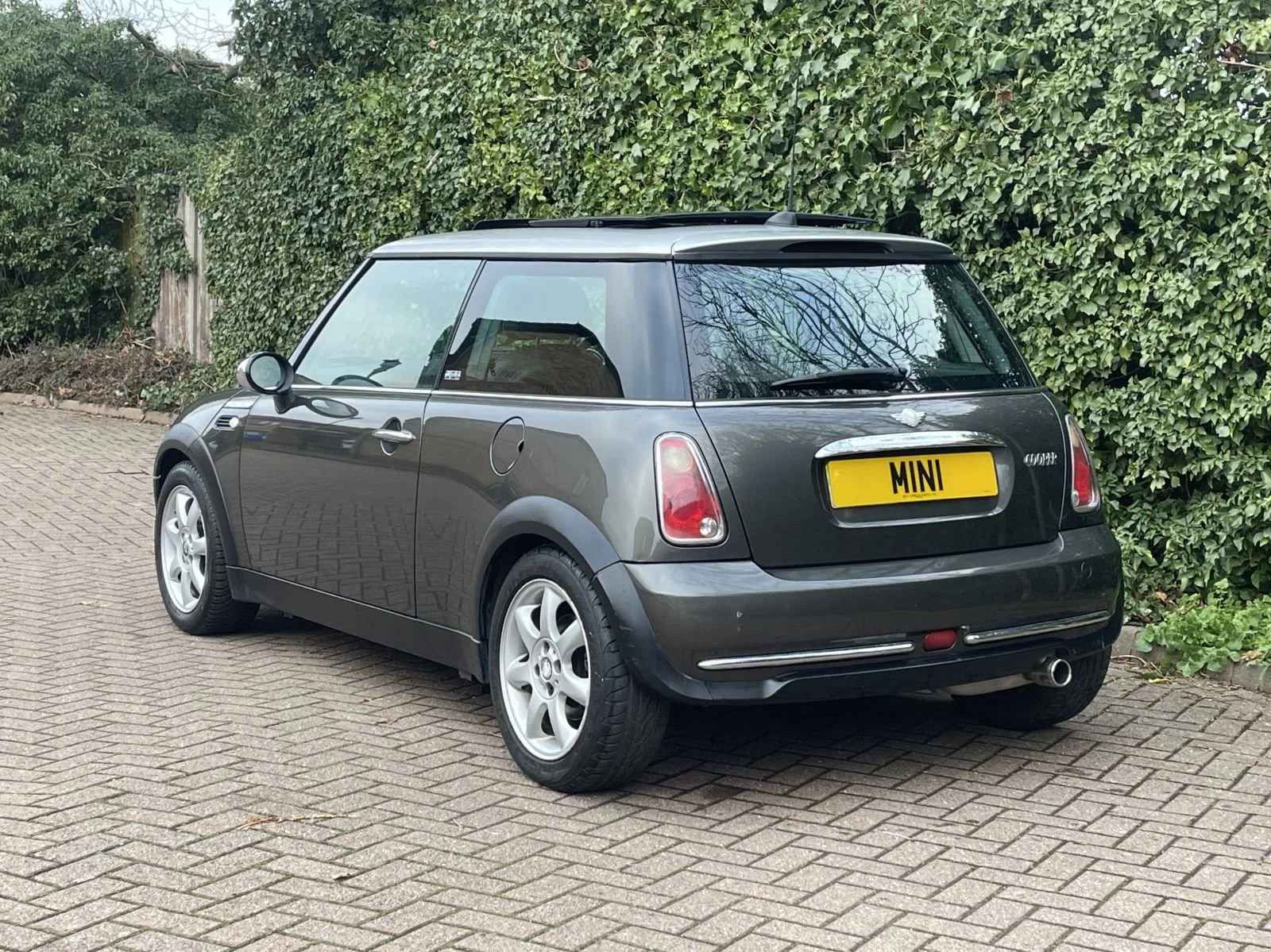 BD55 Park Lane Manual Cooper 17.jpg