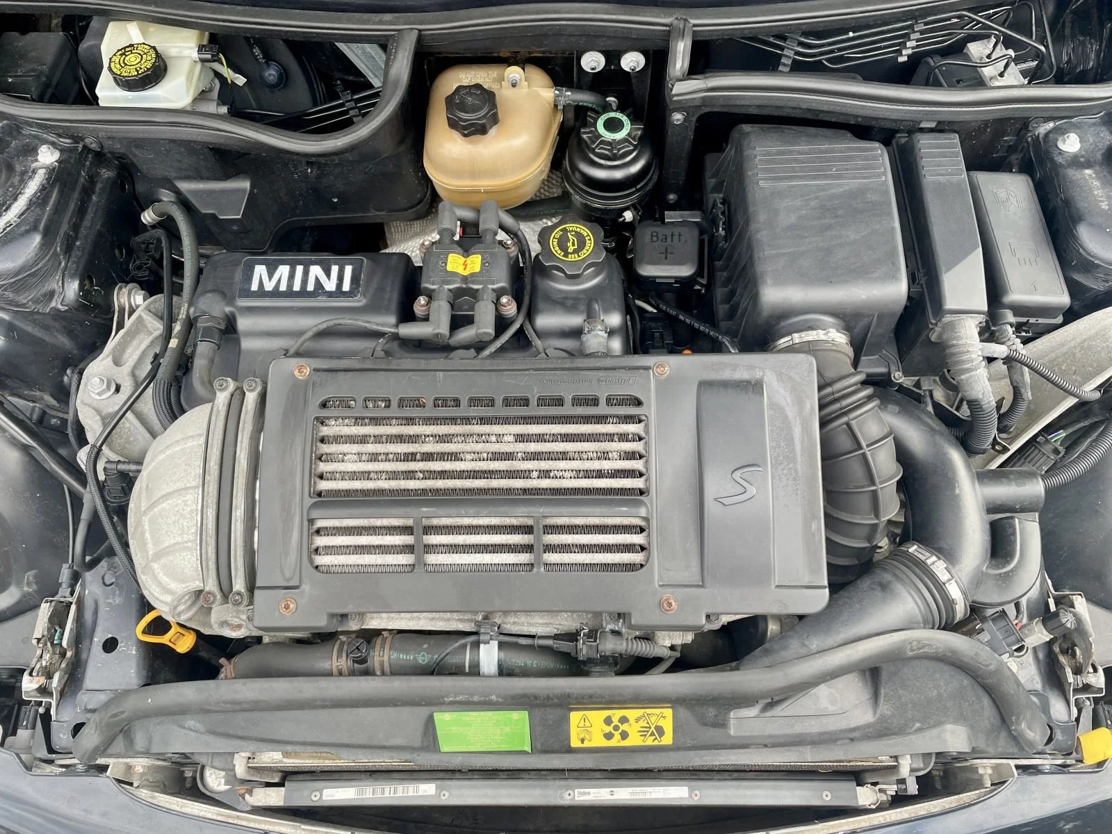 HV08 Black Cooper S Sidewalk Automatic 14.jpg