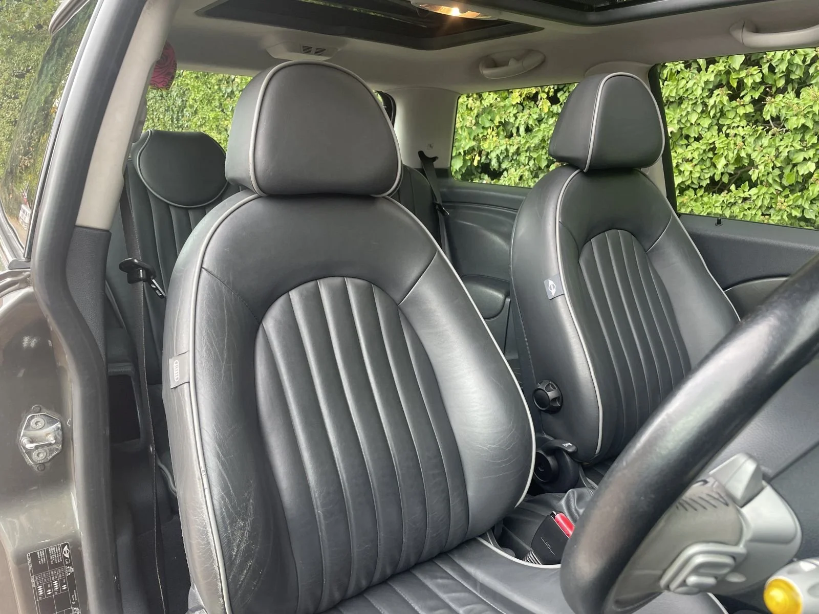 LA06 Automatic Park Lane Cooper 8.JPG