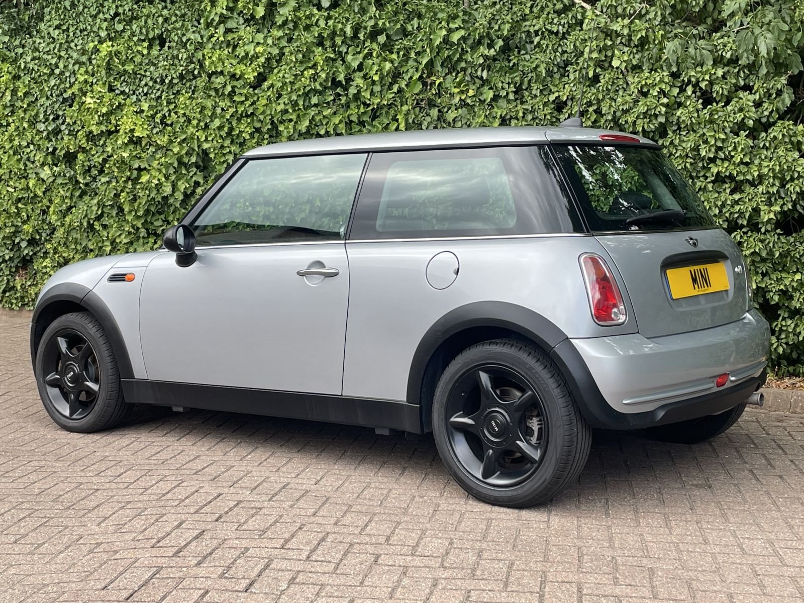 AY56 Silver Manual One 12.jpg