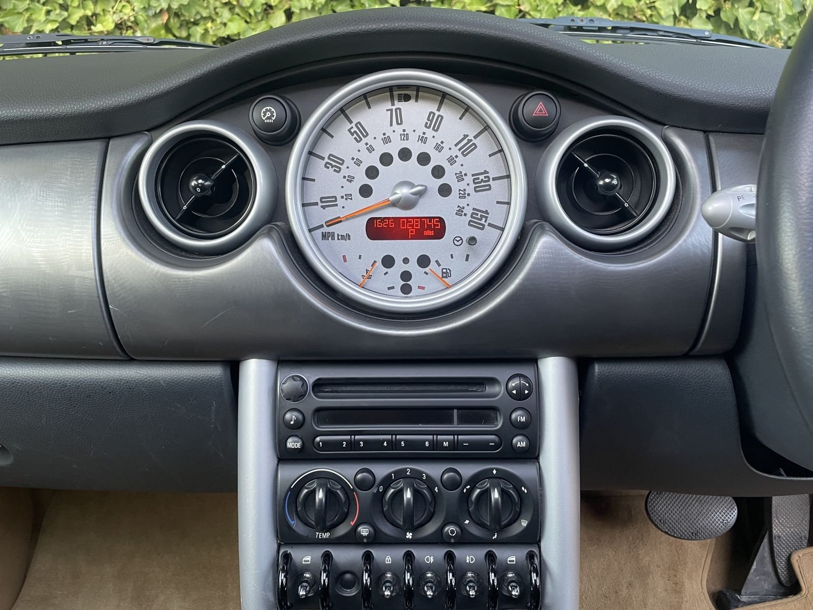 LL05 Pepper White Automatic Cooper 7.jpg