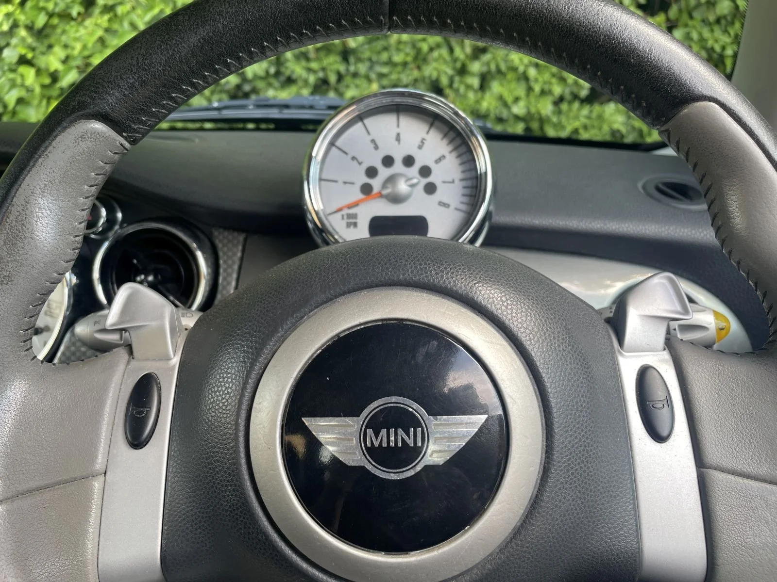 VU56 Automatic Park Lane Cooper 6.JPG